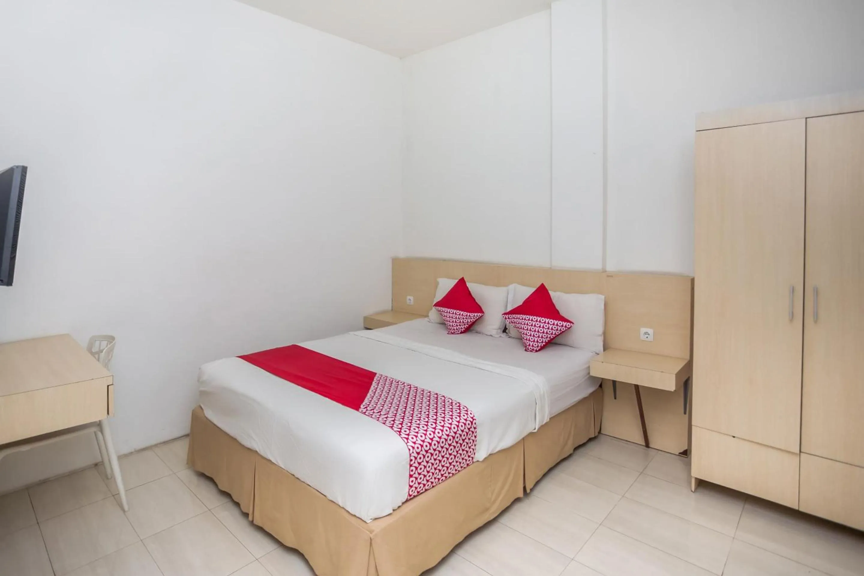 Bedroom, Bed in Hotel O Lapan Lapan