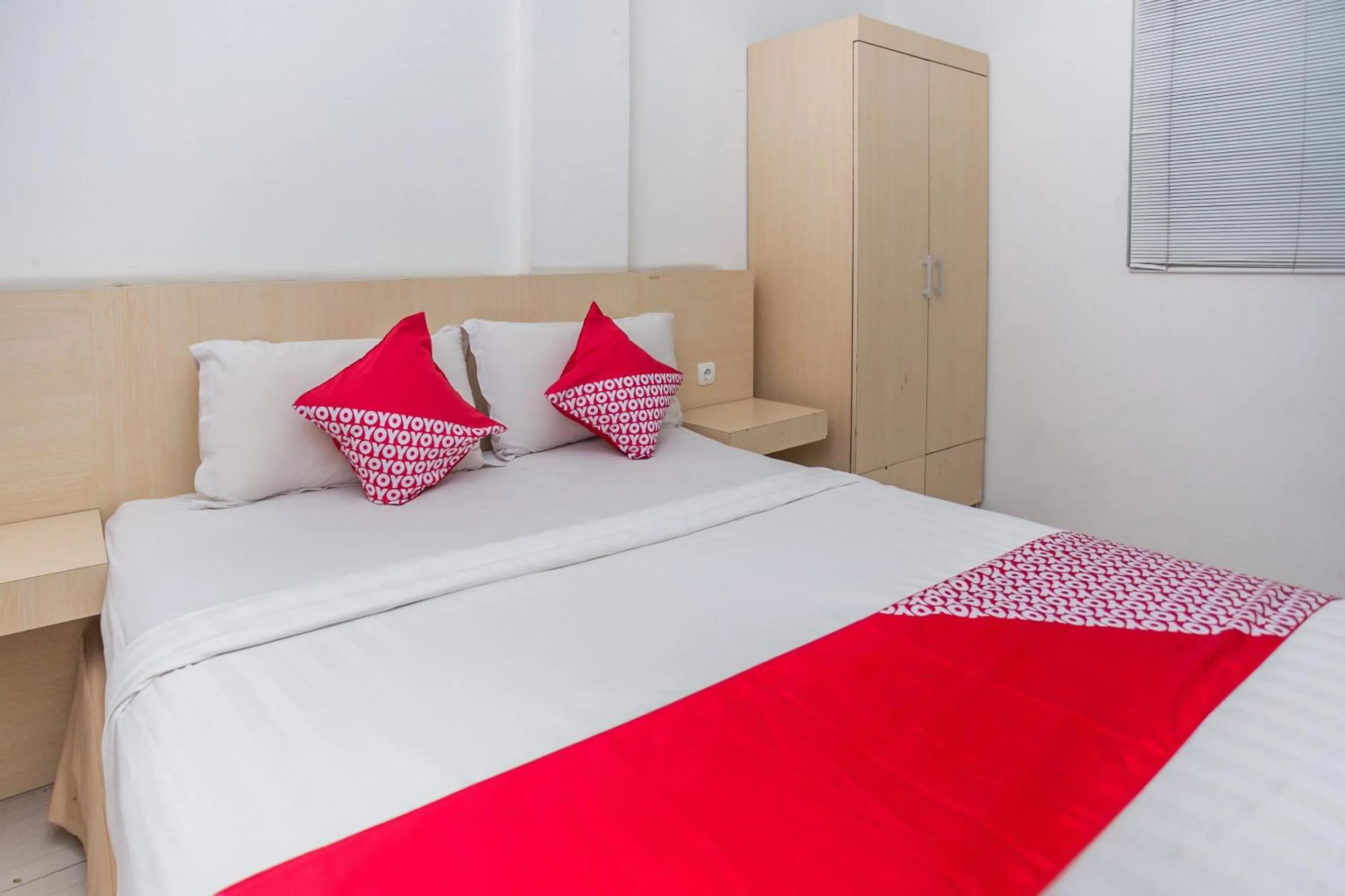 Bedroom, Bed in Hotel O Lapan Lapan