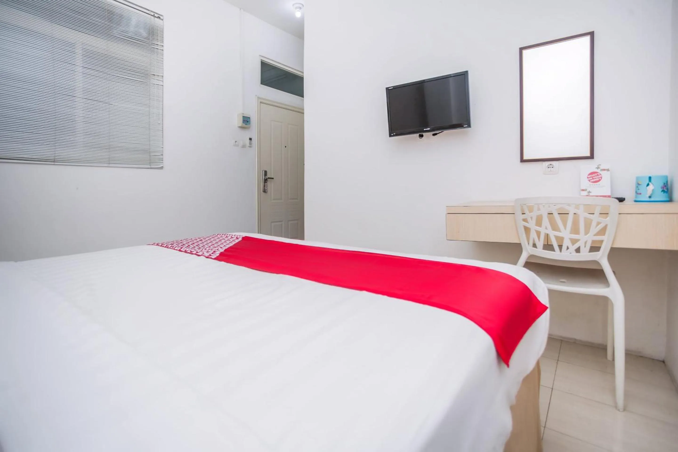 Bedroom, Bed in Hotel O Lapan Lapan