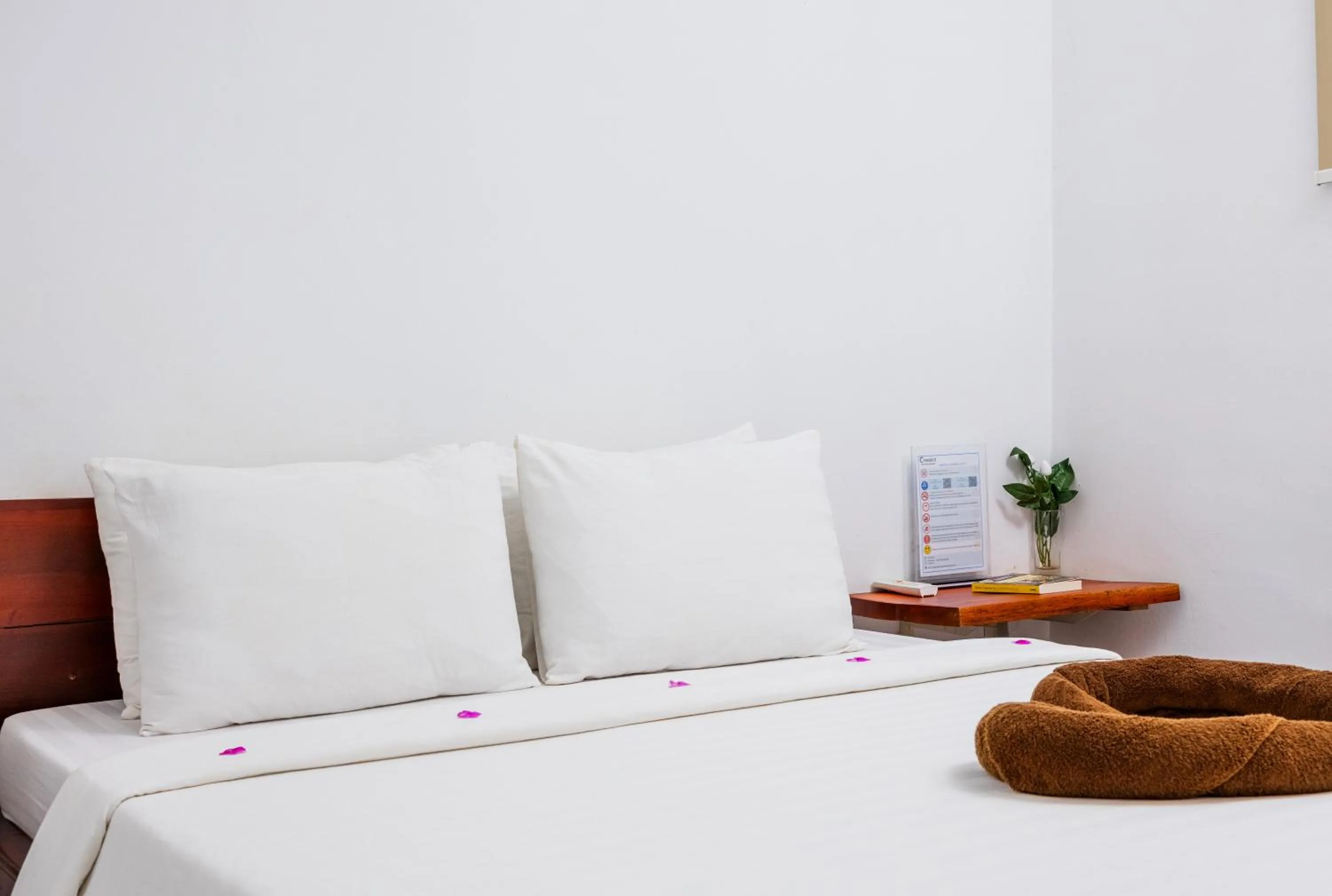 Bed in Onederz Koh Rong Sanloem