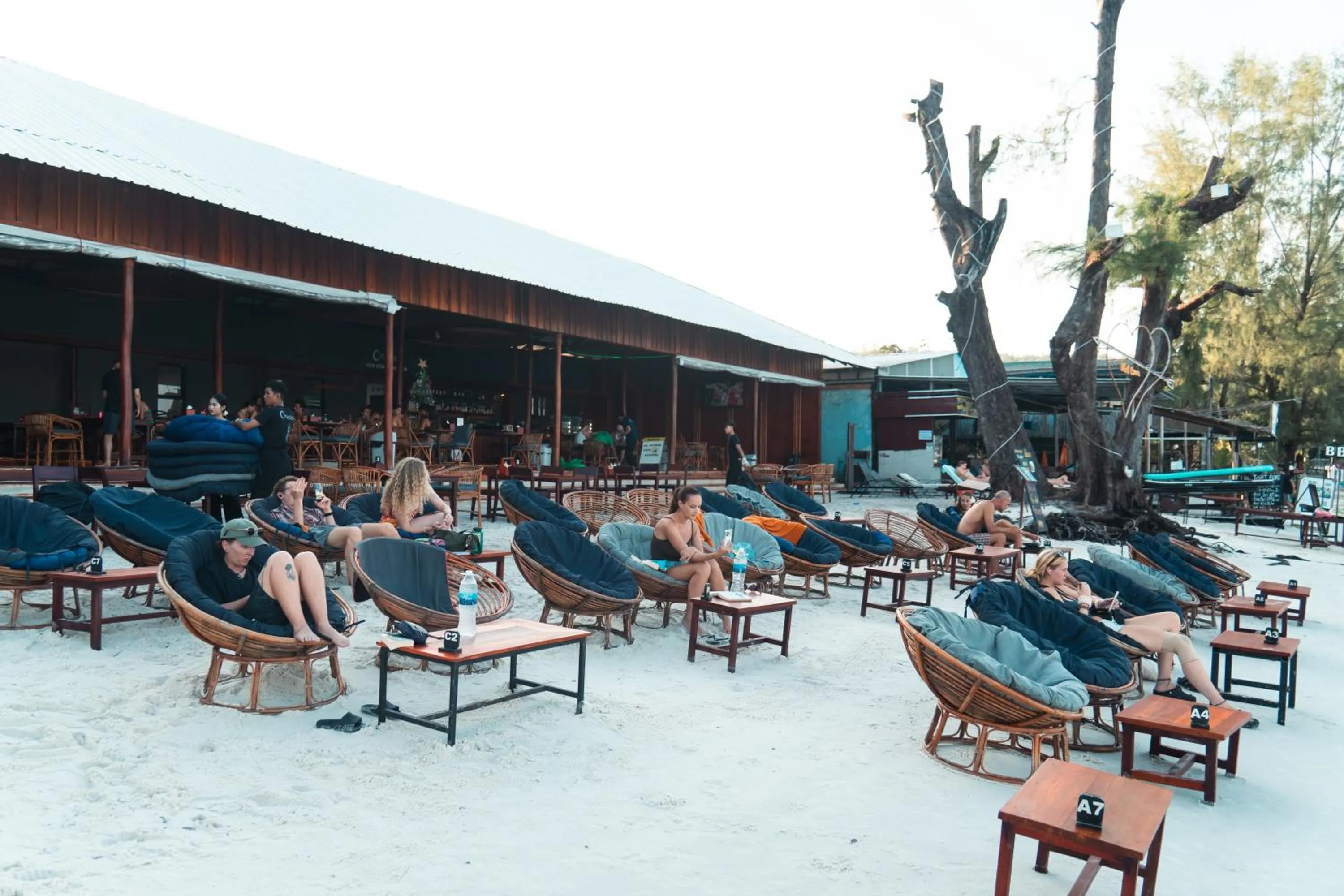 Beach in Onederz Koh Rong Sanloem
