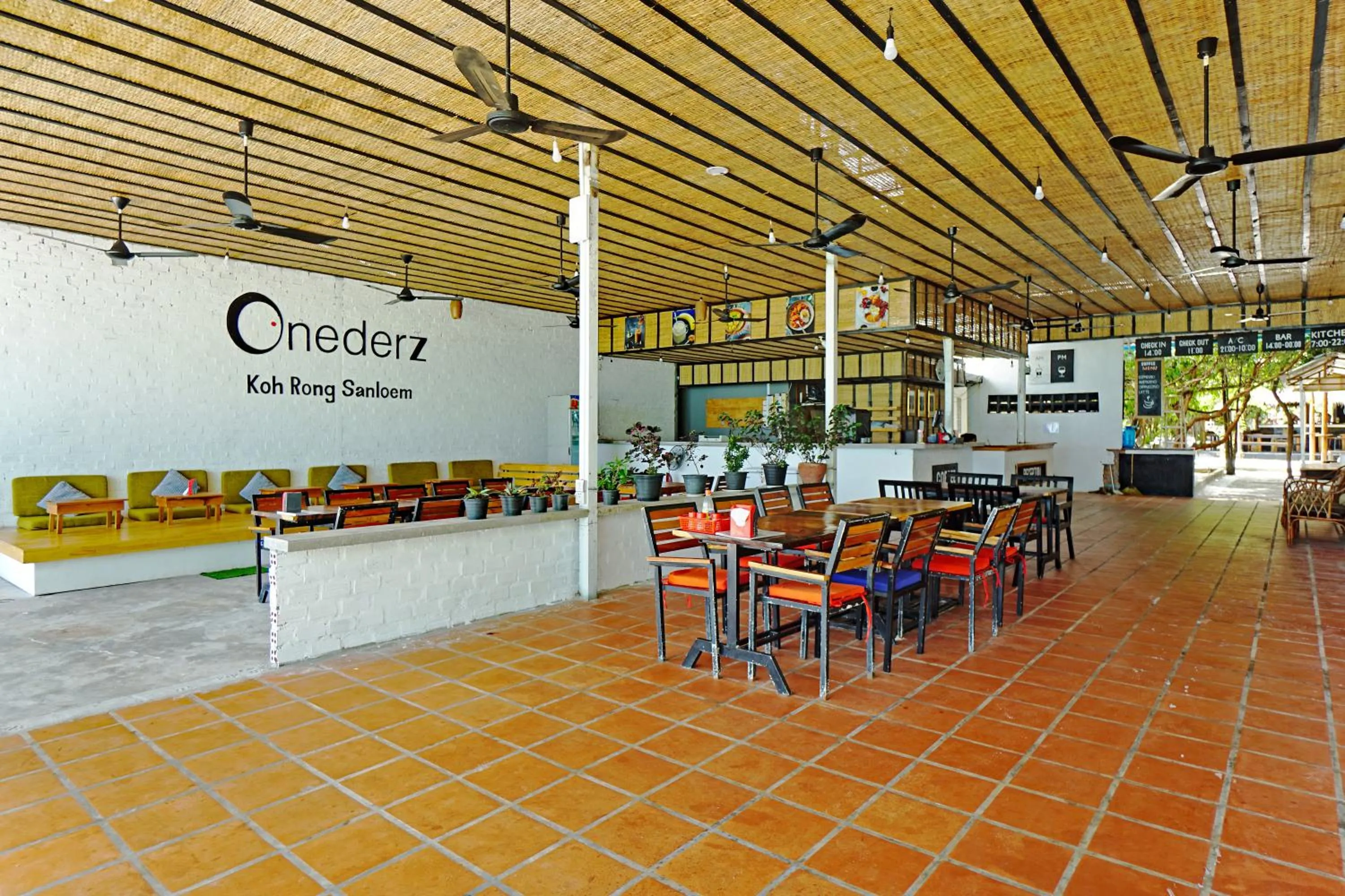 Restaurant/places to eat in Onederz Koh Rong Sanloem