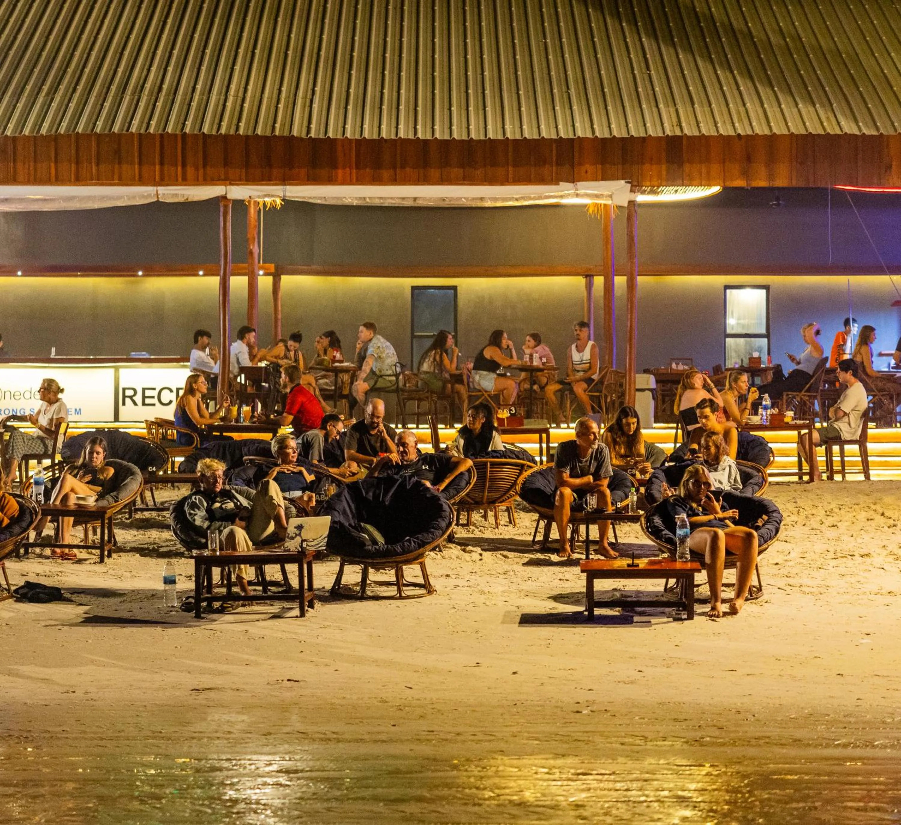 Restaurant/places to eat in Onederz Koh Rong Sanloem