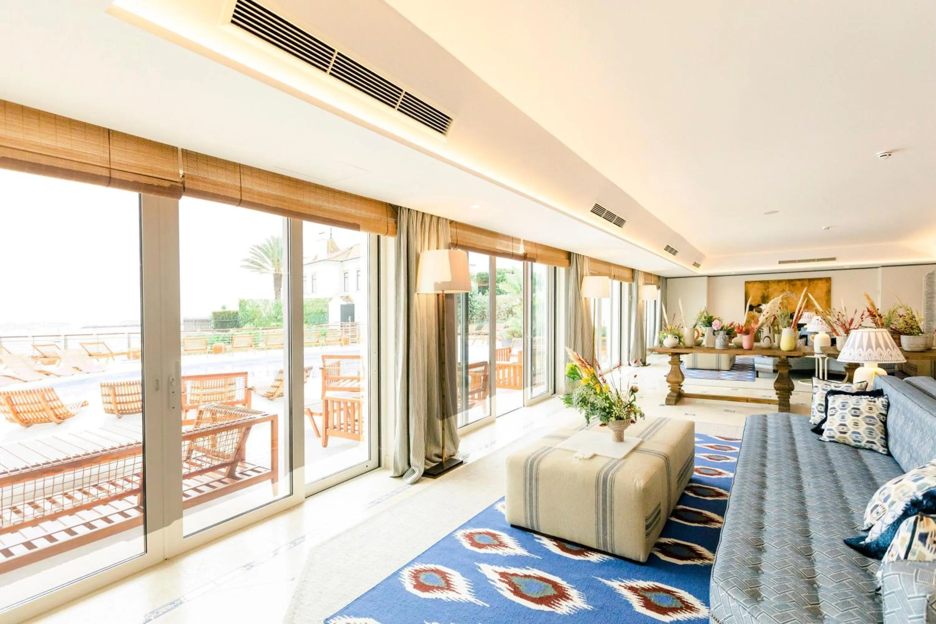 Lobby or reception in The Albatroz Hotel