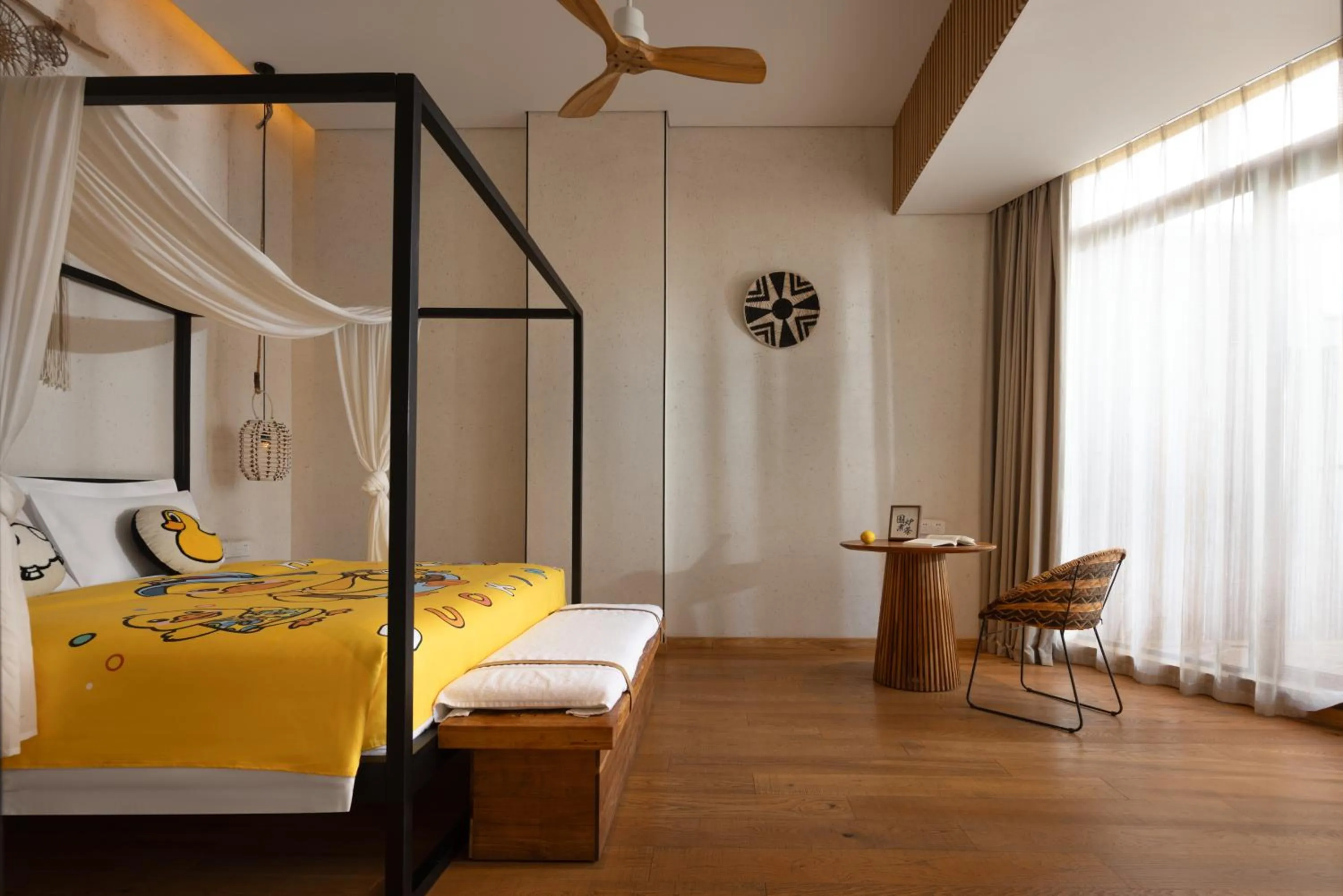 Bed in Manli Hotel Shanghai Pudong Airport Branch -Provide free shuttle buses to Pudong Airport and Disneyland