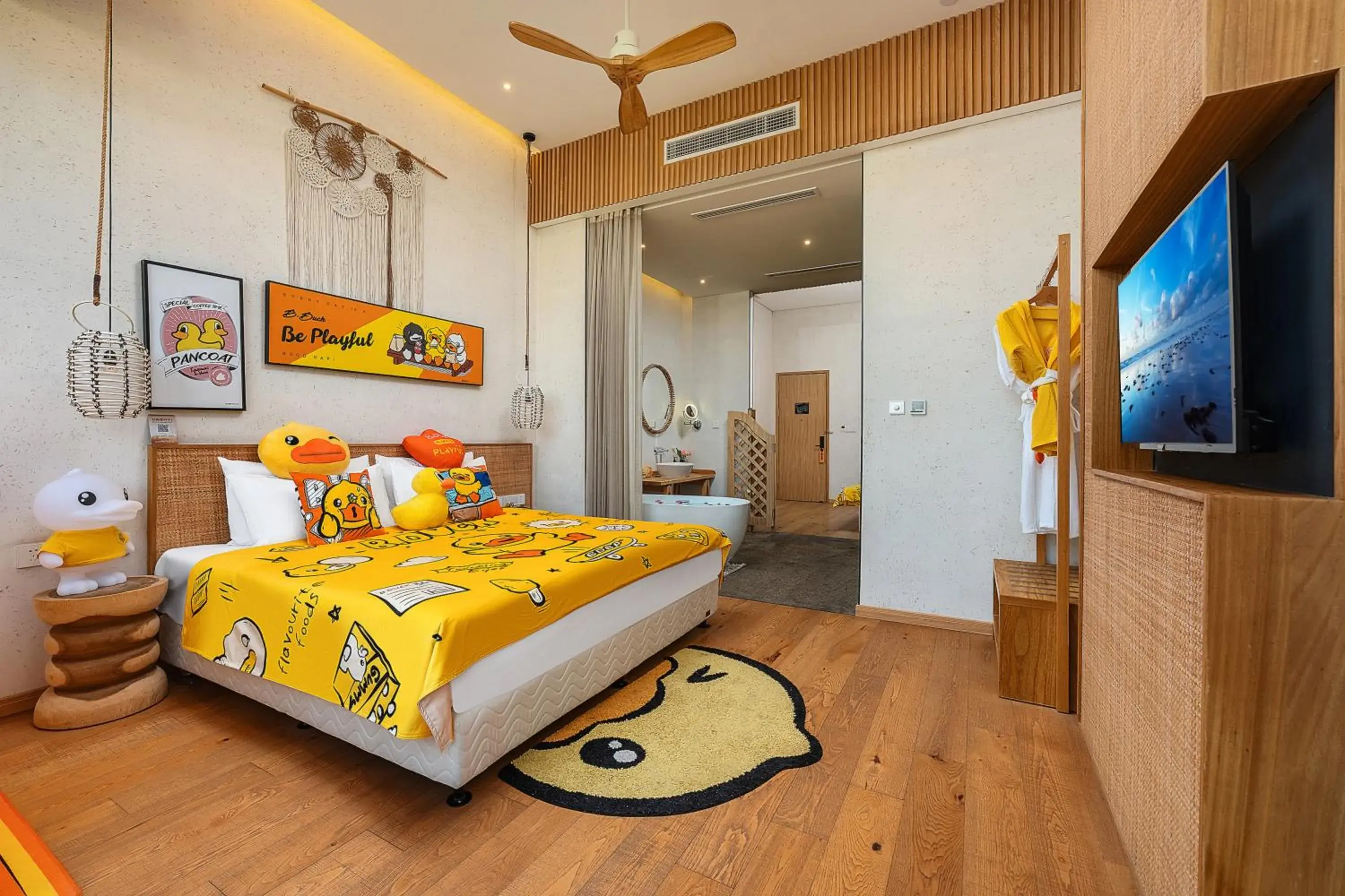 Deluxe Family Suite in Manli Hotel Shanghai Pudong Airport Branch-Free shuttle buses to Pudong Airport and Disneyland Deluxe Family Suite in Manli Hotel Shanghai Pudong Airport Branch-Free shuttle buses to Pudong Airport and Disneyland