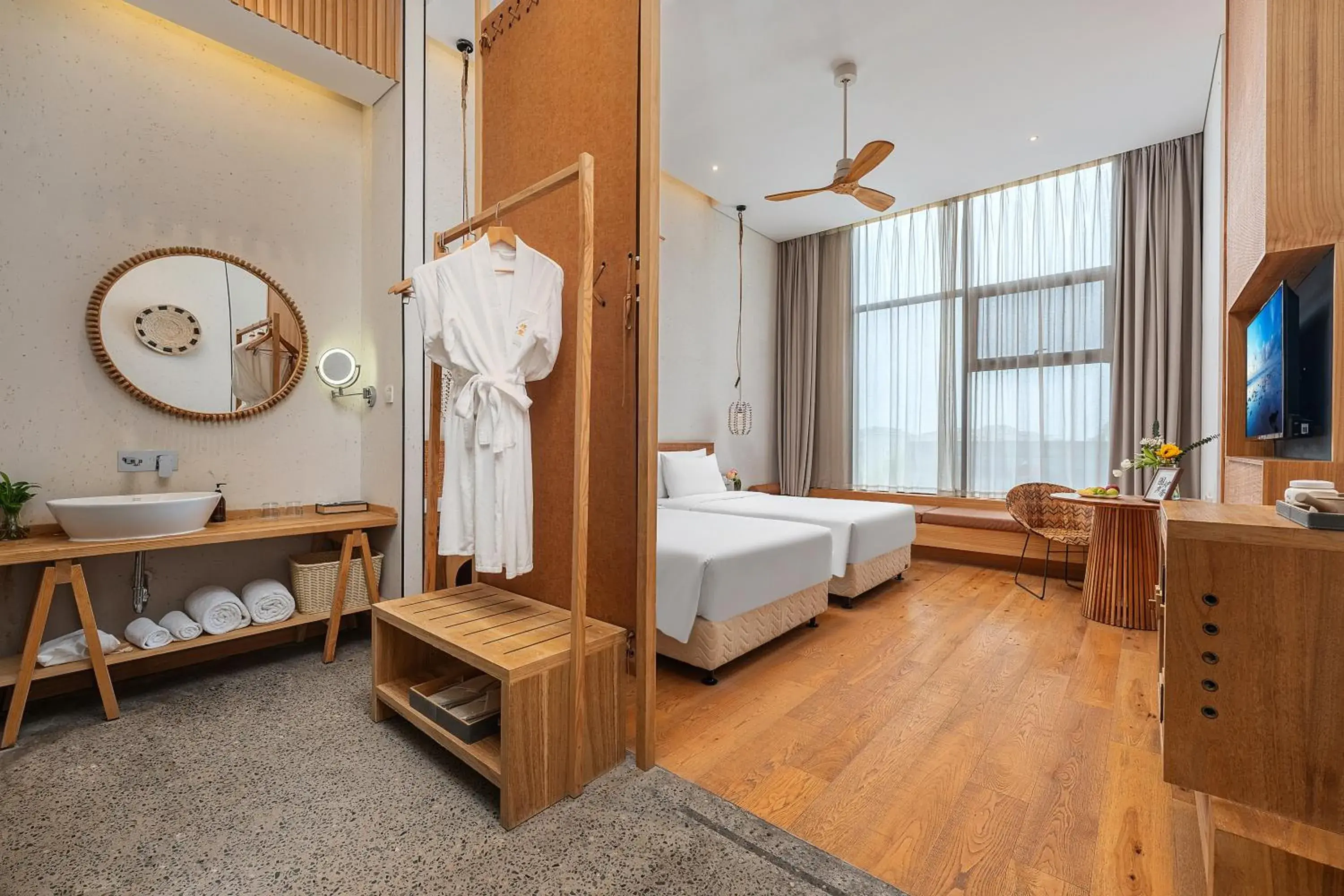 Twin Room in Manli Hotel Shanghai Pudong Airport Branch-Free shuttle buses to Pudong Airport and Disneyland Twin Room in Manli Hotel Shanghai Pudong Airport Branch-Free shuttle buses to Pudong Airport and Disneyland