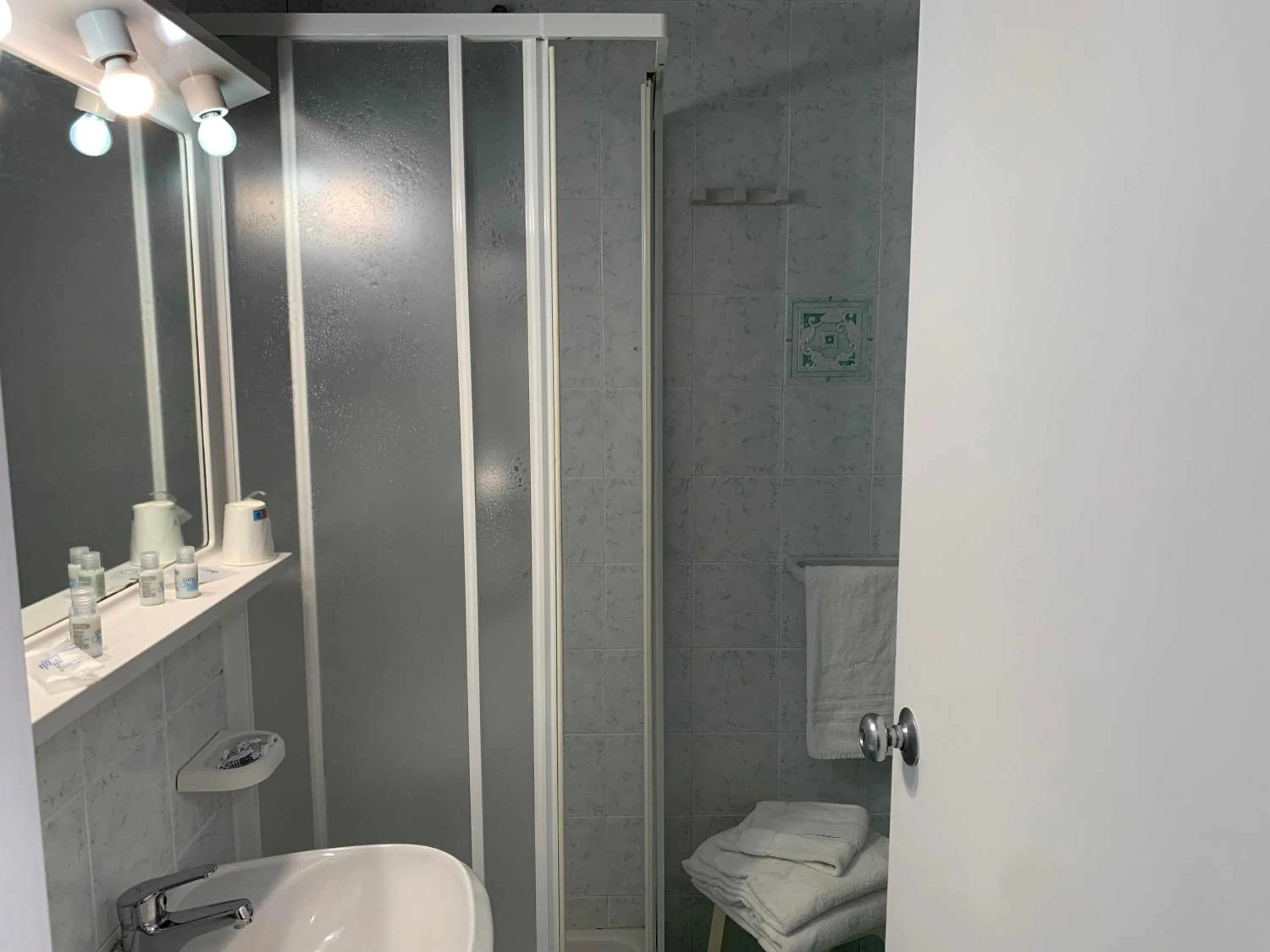 Bathroom in Hotel Conte