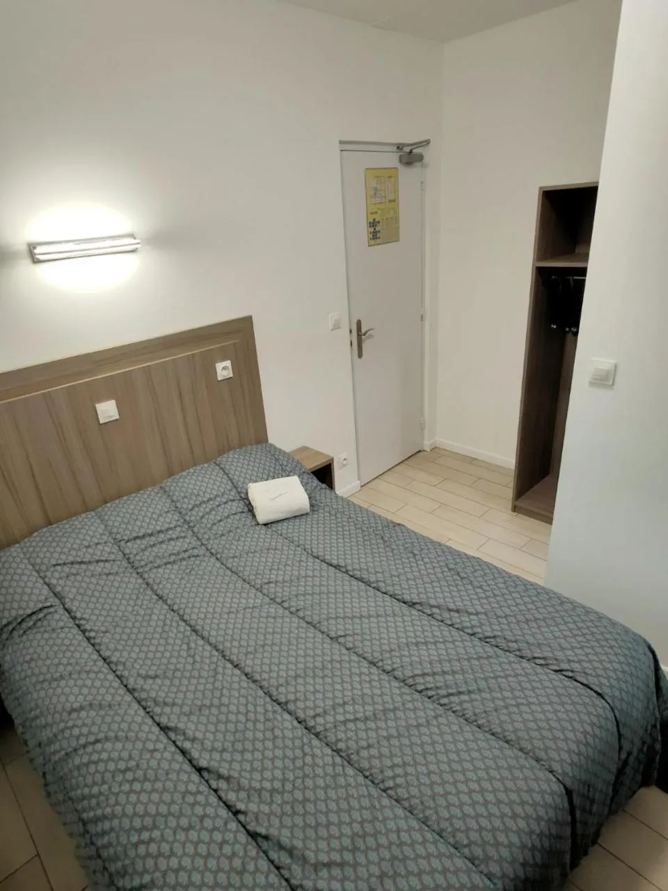 Bedroom in Terminus Fontainebleau Avon