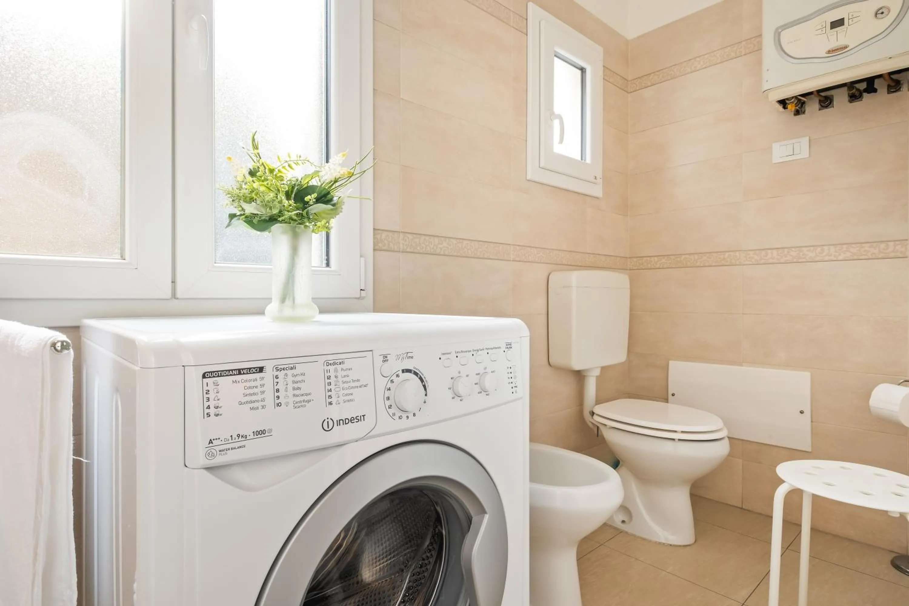 Bathroom in Marconi Airport Cozy Dream Flat