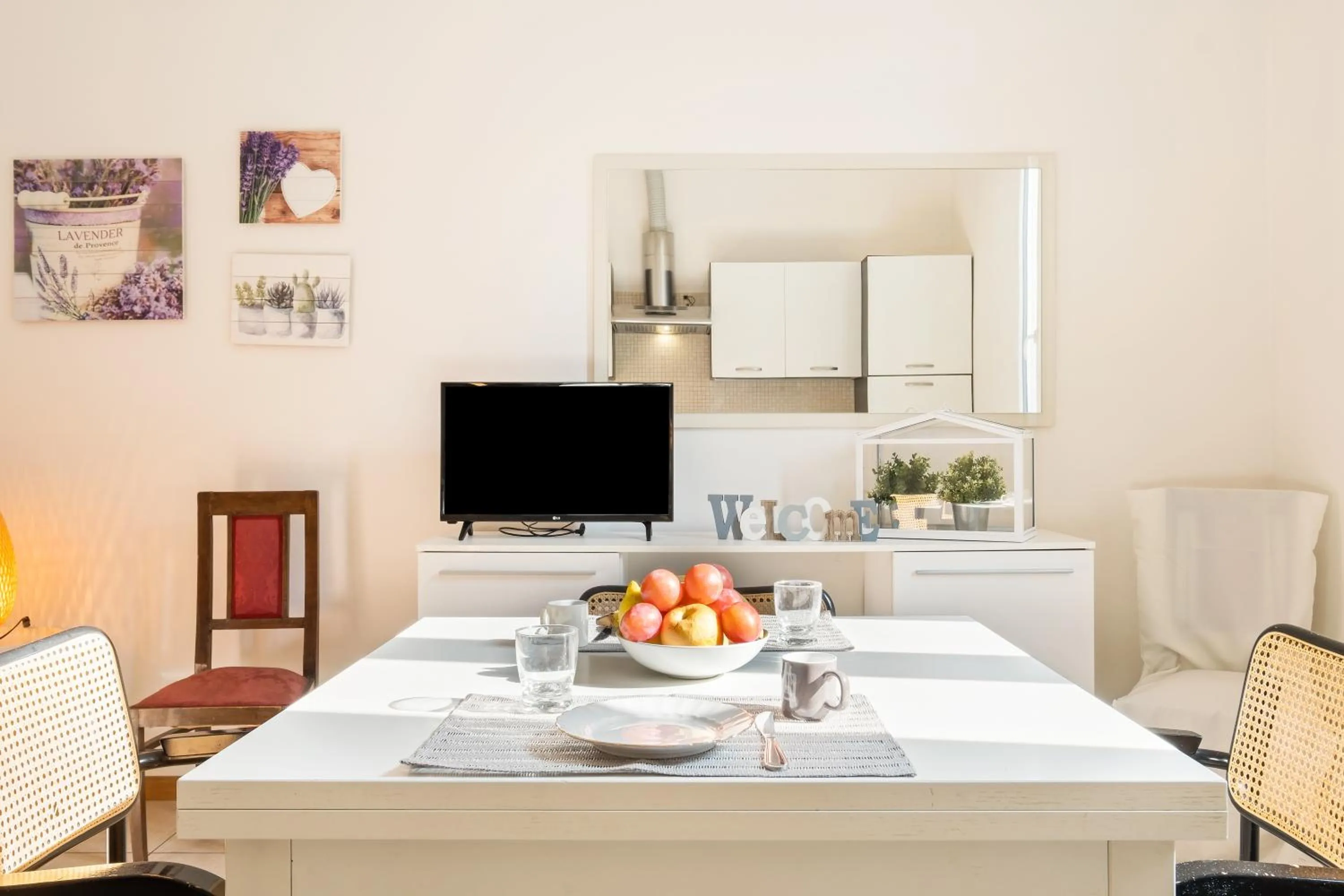 Dining area in Marconi Airport Cozy Dream Flat