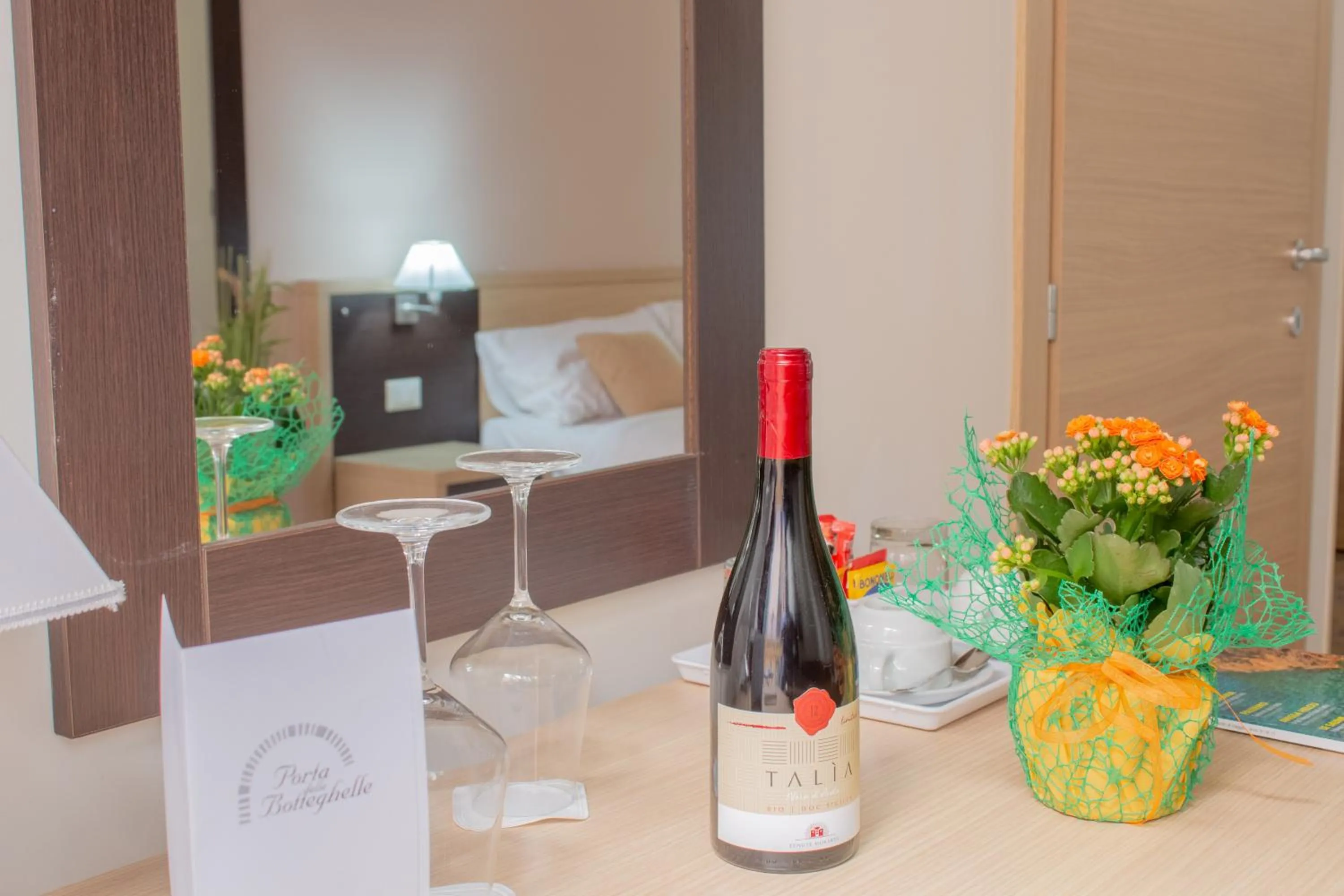 Alcoholic drinks, Bed in Porta delle Botteghelle