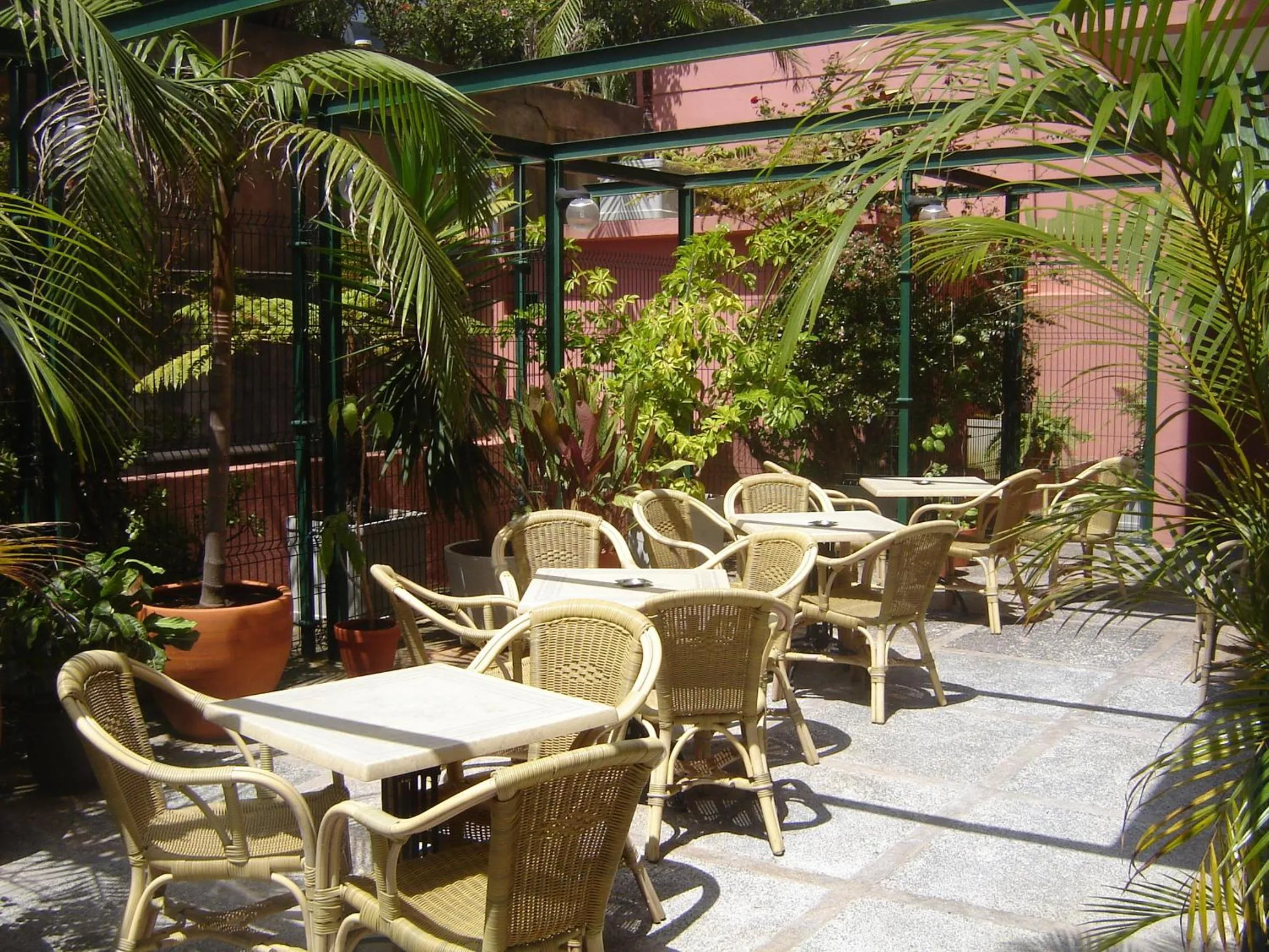 Garden in Aparthotel Imperatriz