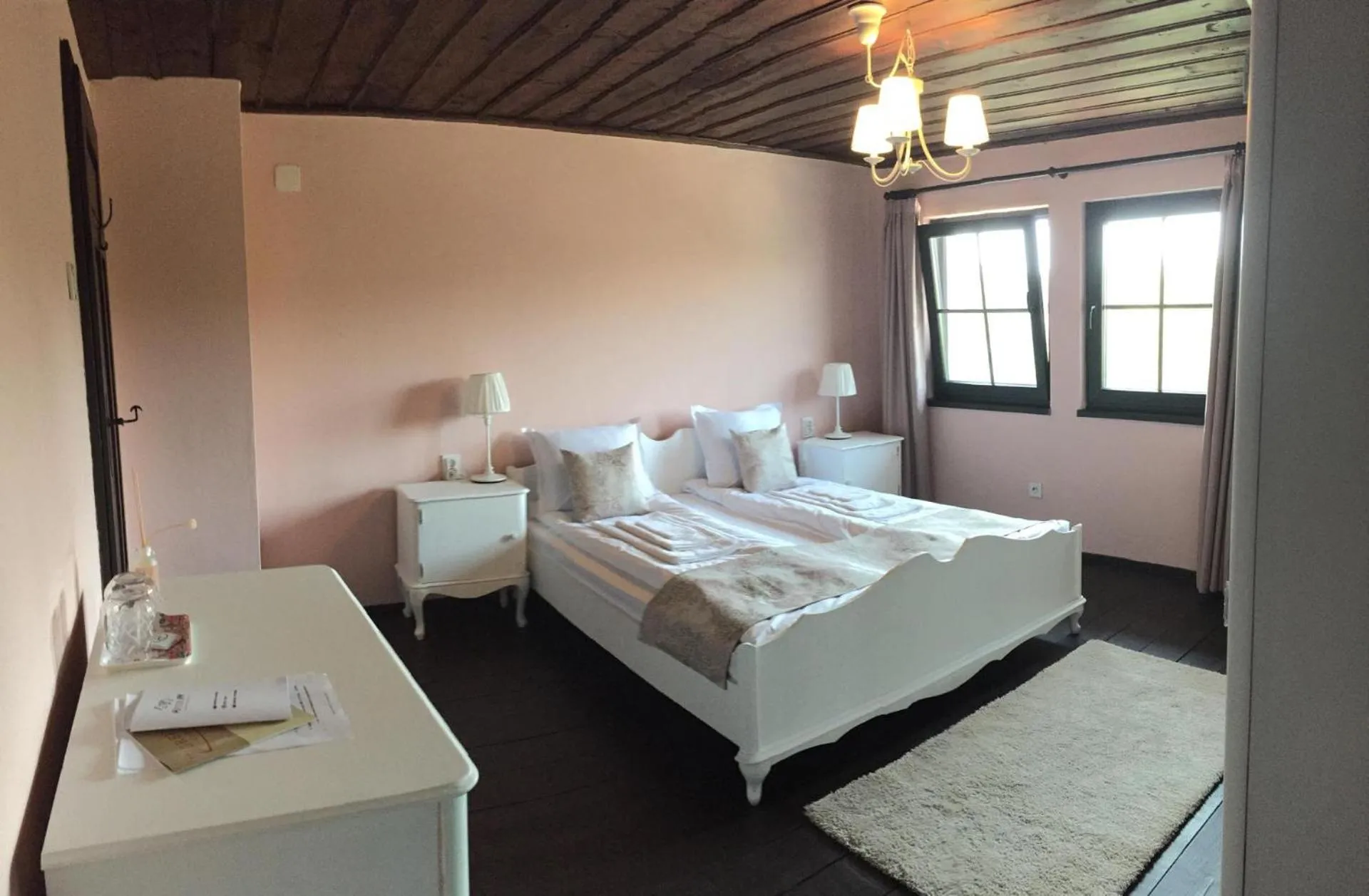 Photo of the whole room, Bed in HiStory INN Unique Guest House