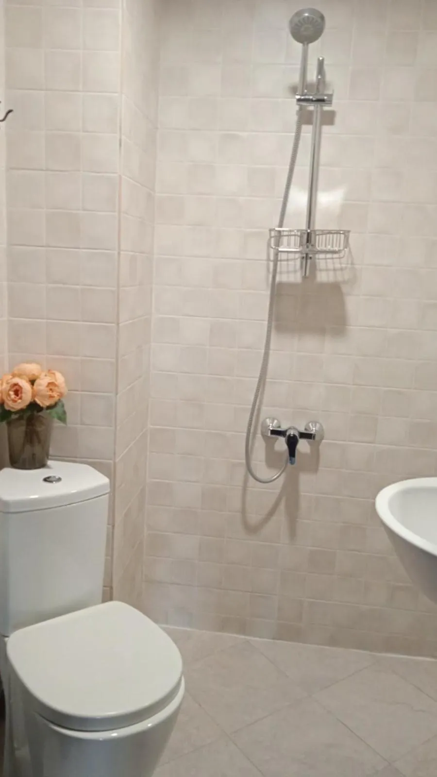 Shower in HiStory INN Unique Guest House