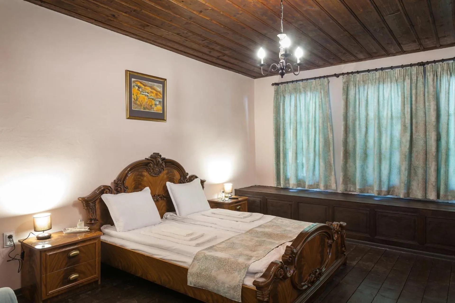 Photo of the whole room, Bed in HiStory INN Unique Guest House