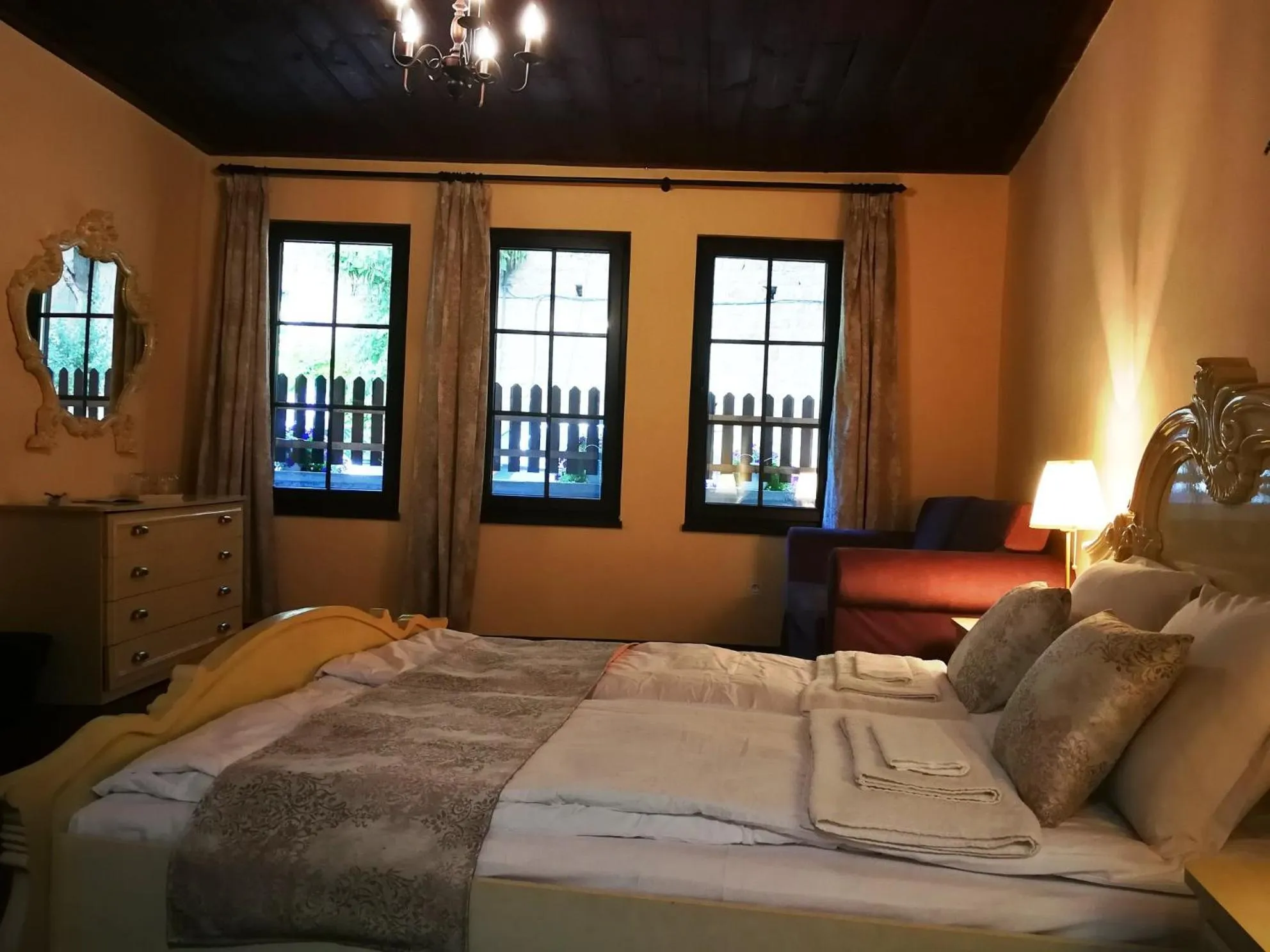 Photo of the whole room, Bed in HiStory INN Unique Guest House