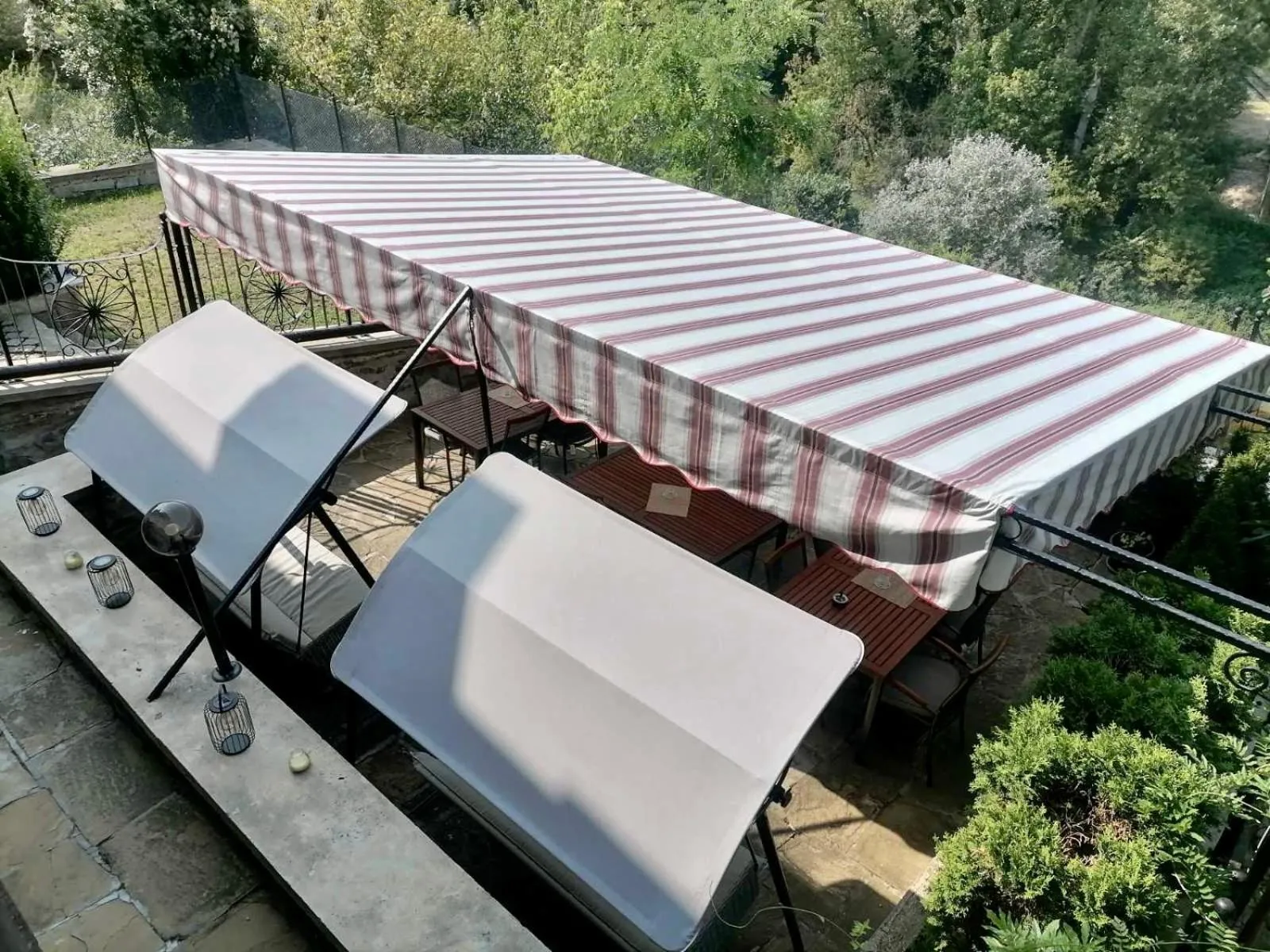 Garden in HiStory INN Unique Guest House