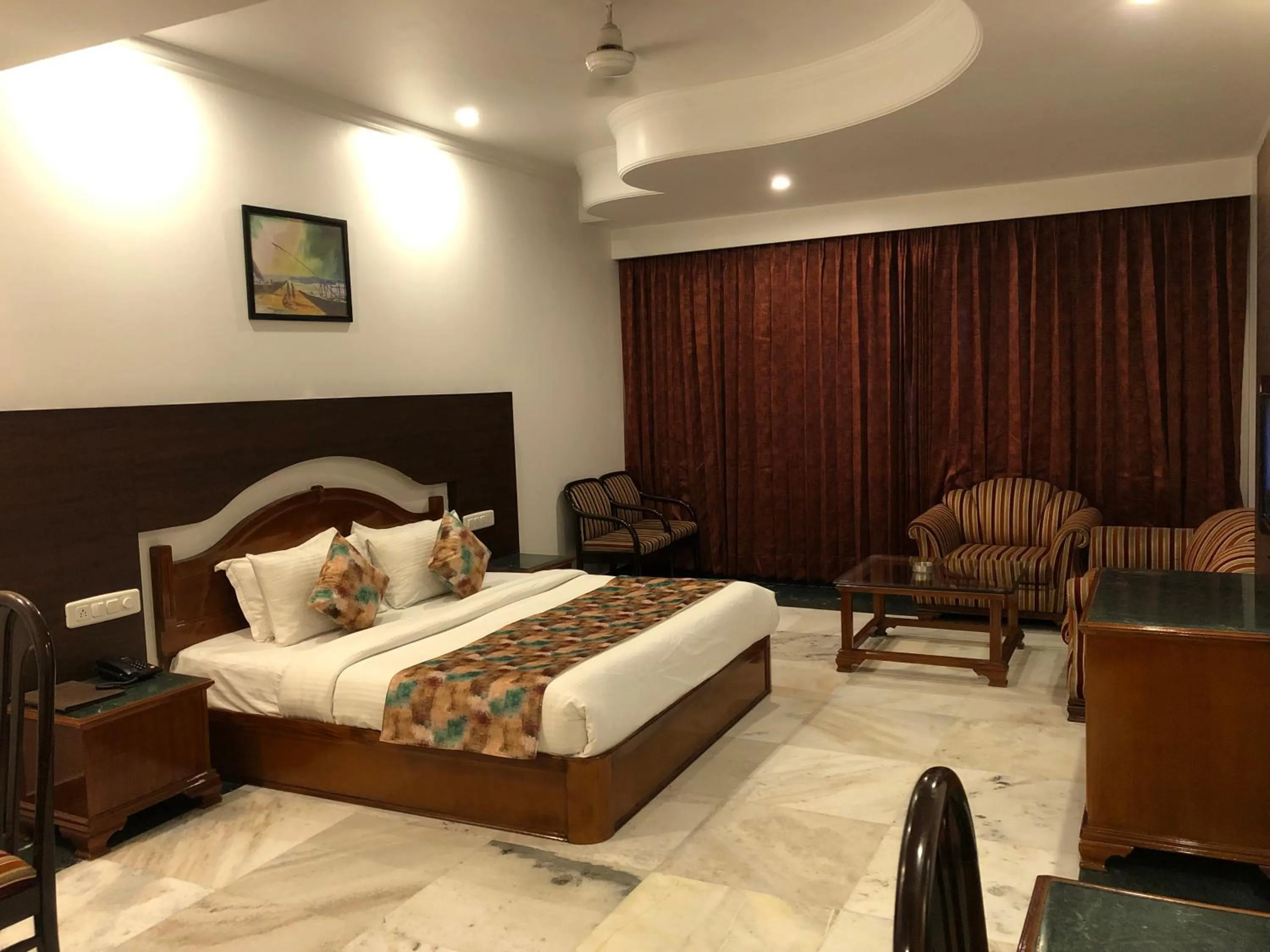 Bedroom, Bed in Hotel Lawrence