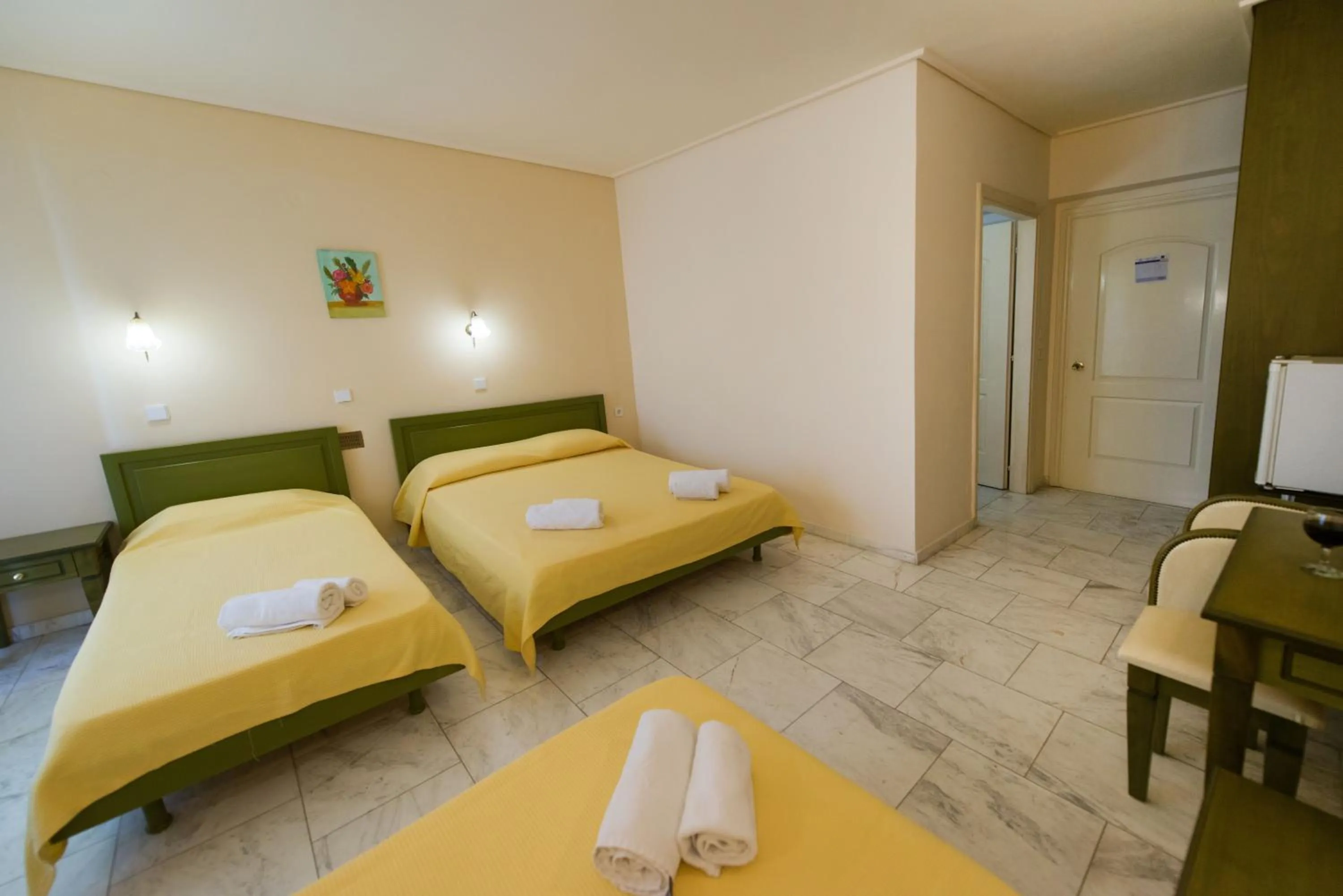 Photo of the whole room, Bed in Hotel Niras