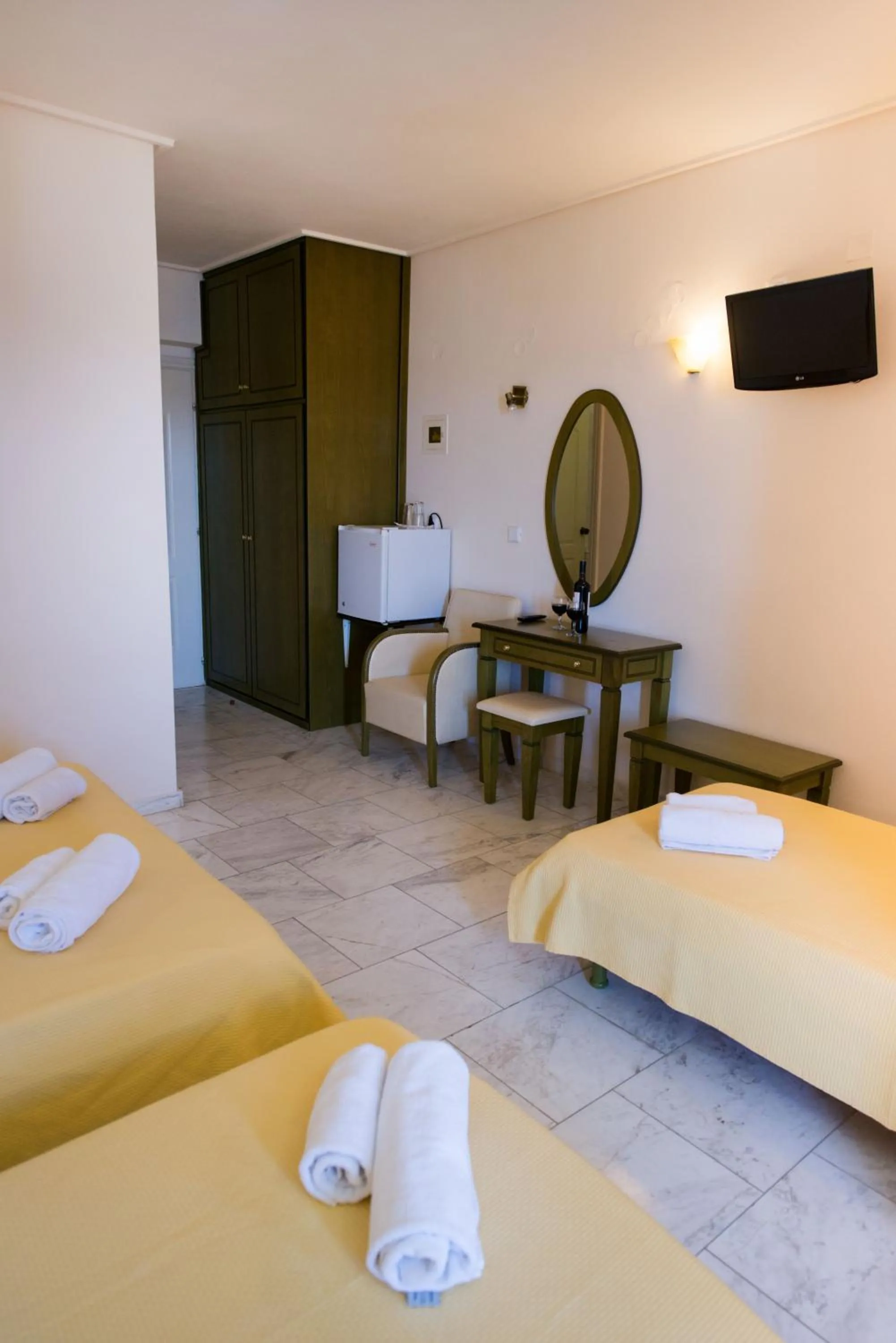 Decorative detail, Bed in Hotel Niras