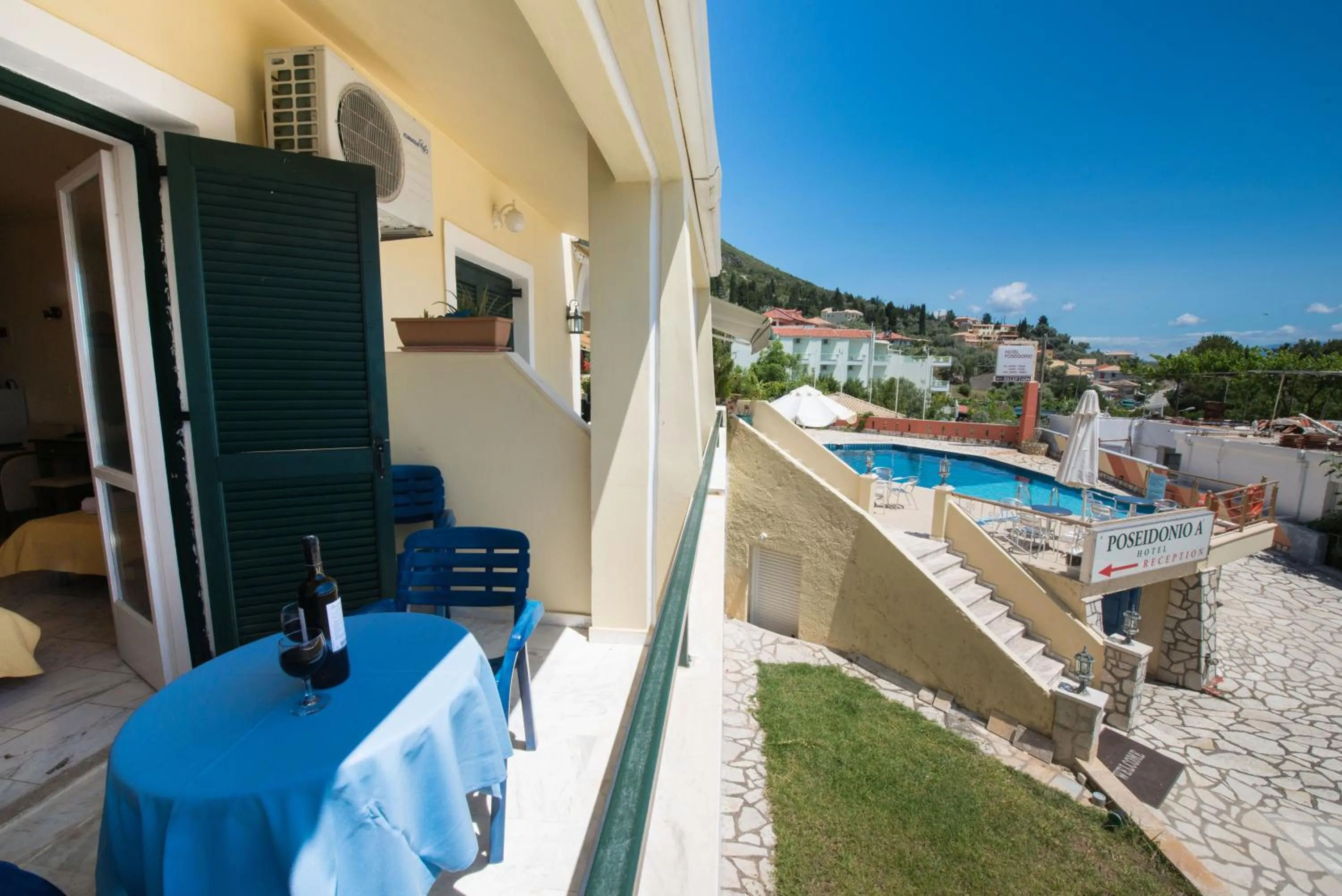 Balcony/Terrace in Hotel Niras