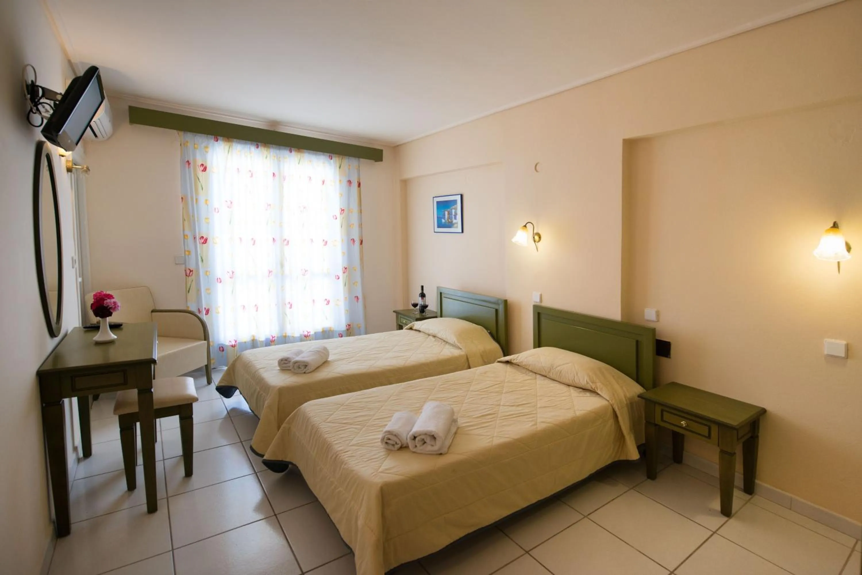 Bedroom, Bed in Hotel Niras