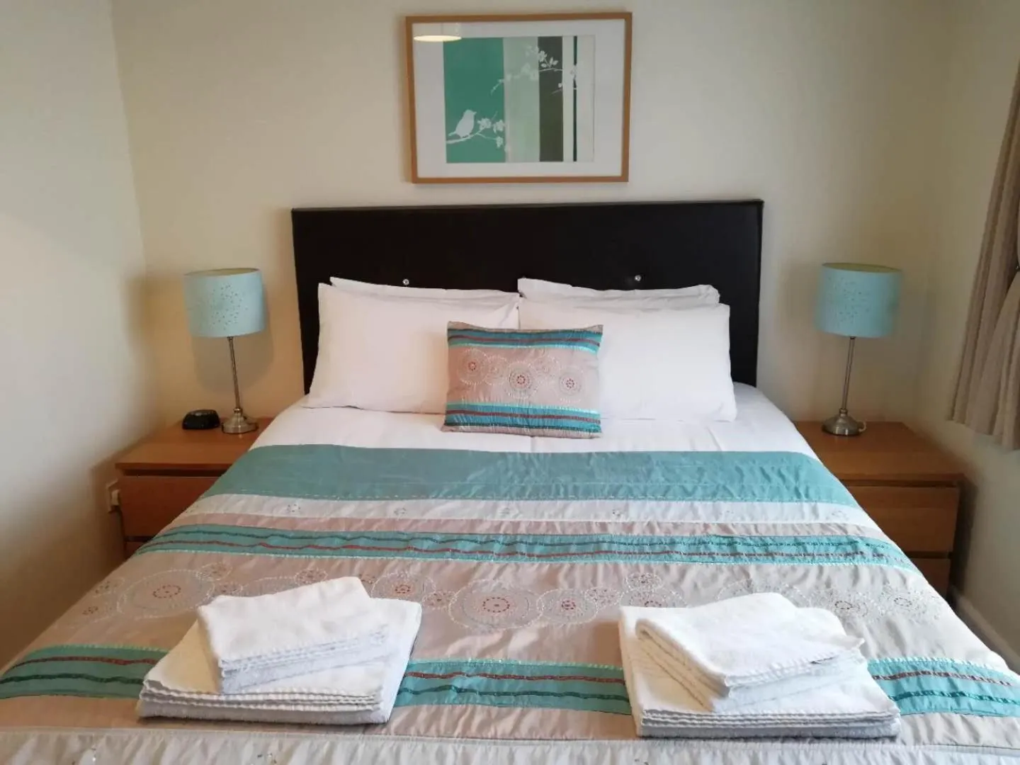 Bed in Green Haven Guest House