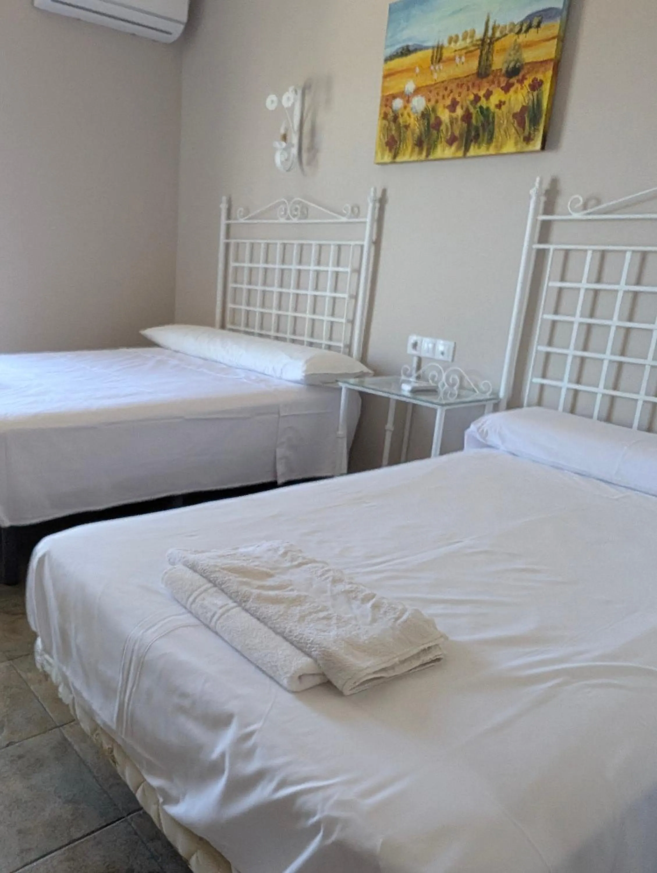 Bed in Hotel Casa Marchena