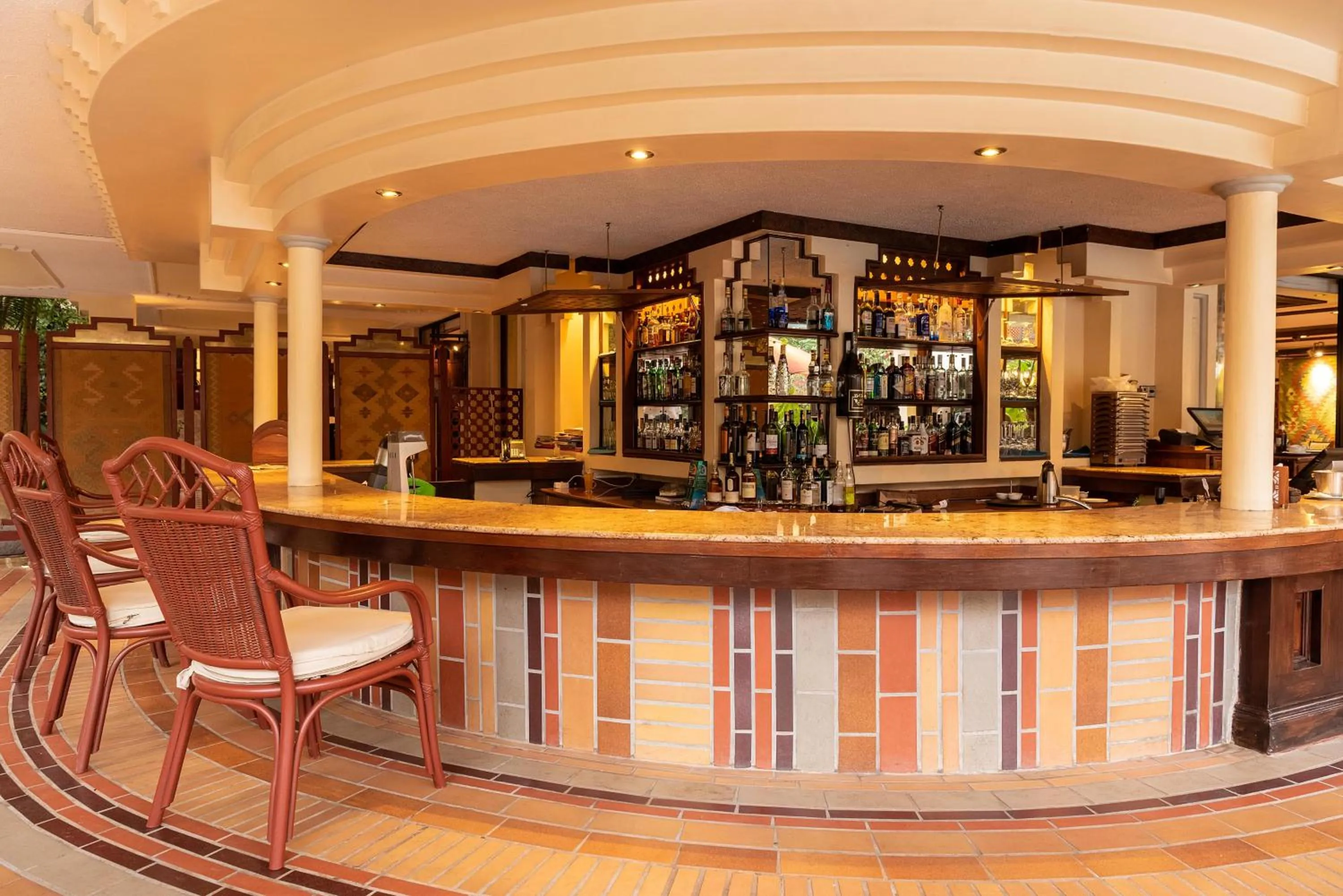 Swimming pool in Nairobi Serena Hotel