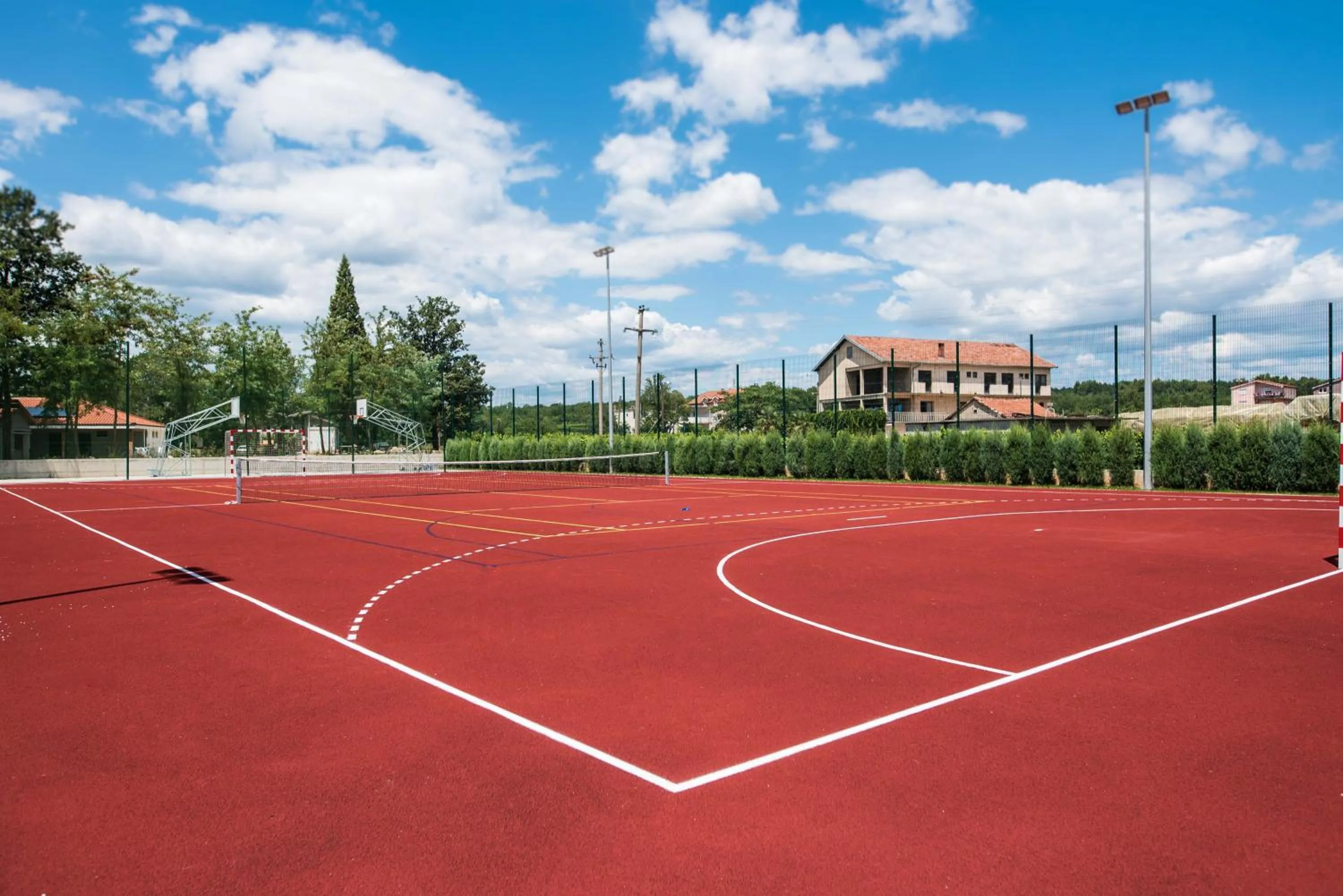 Tennis court in FoRest Međugorje