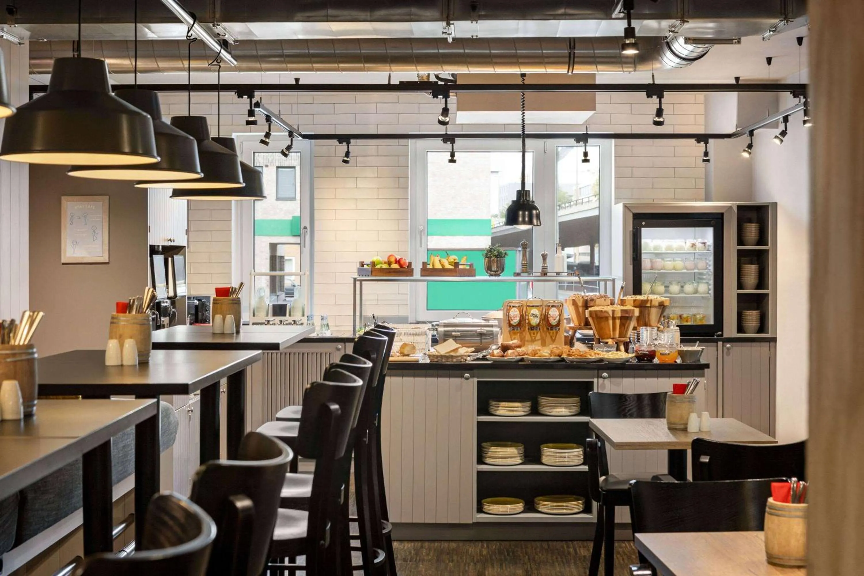 Breakfast in Vienna House Easy by Wyndham Bremen City Apartments