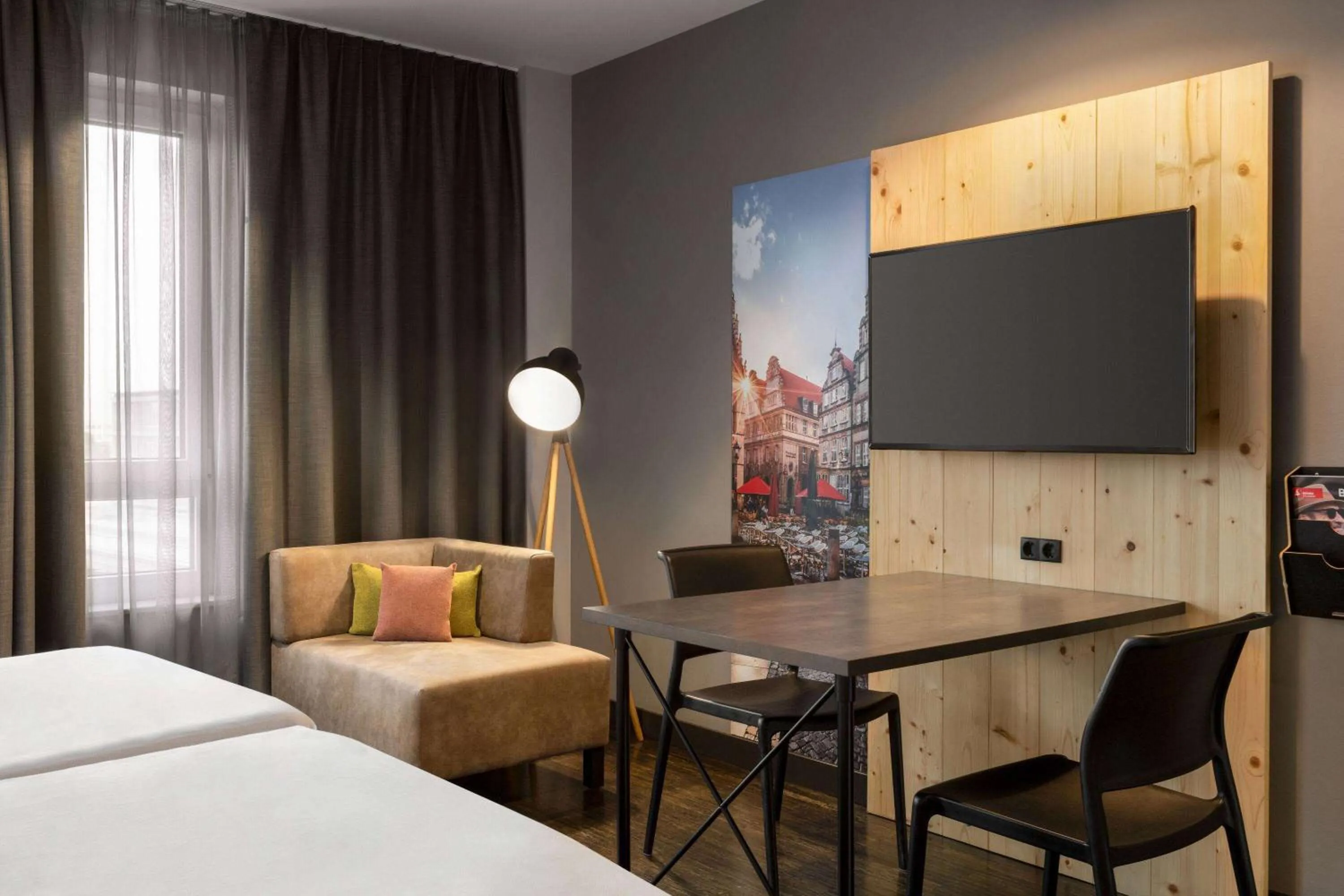 Photo of the whole room, Bed in Vienna House Easy by Wyndham Bremen City Apartments