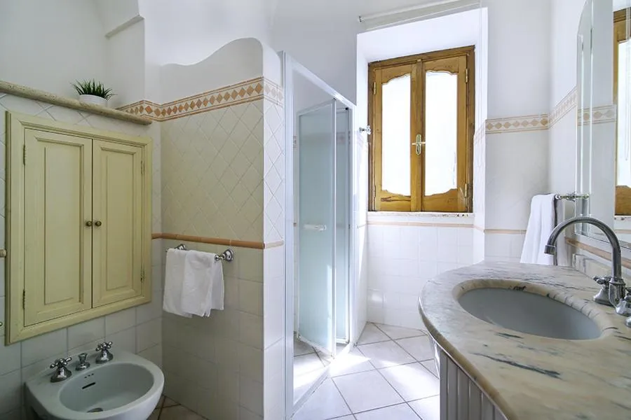Bathroom in Colle dell'Ara