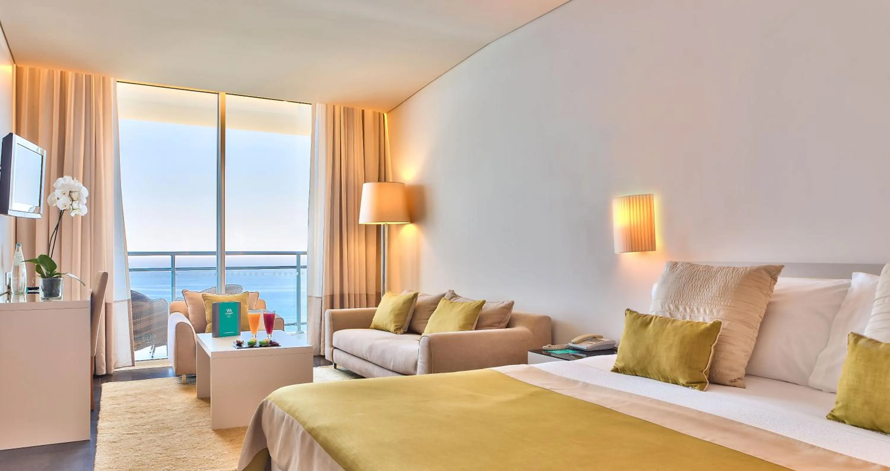 Coffee/tea facilities, Bed in VidaMar Resort Hotel Madeira