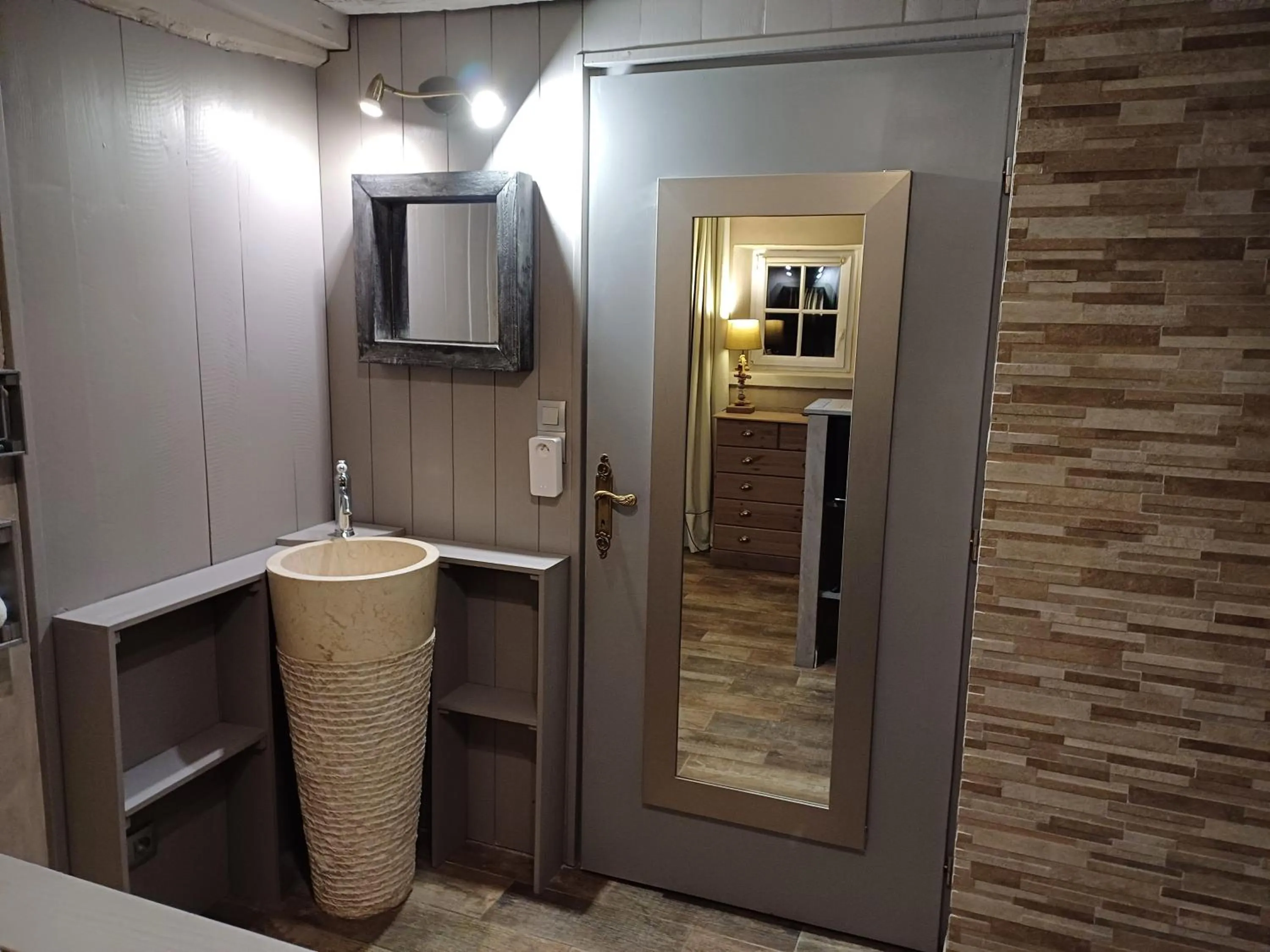 Bathroom in Domaine de Vandenesse Et Spa