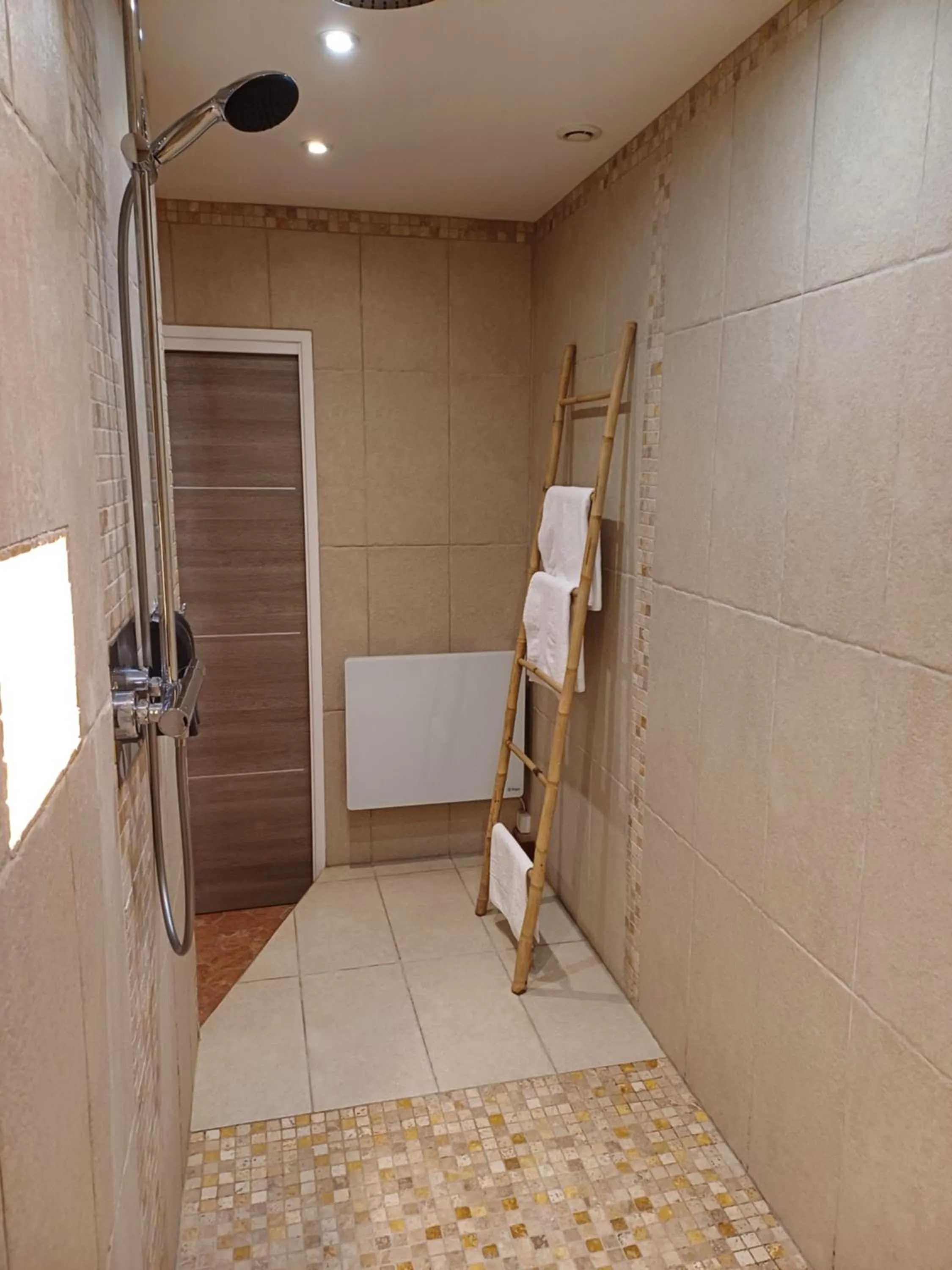 Bathroom in Domaine de Vandenesse Et Spa