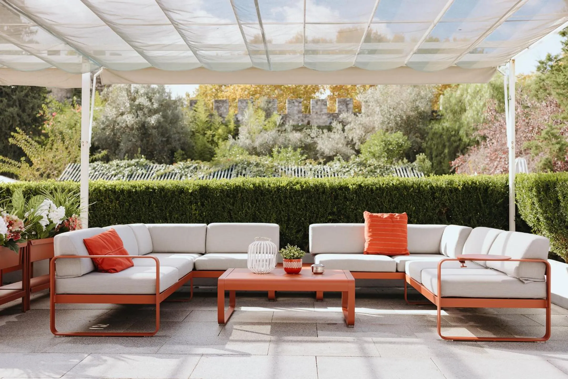 Property building in M'AR De AR Muralhas