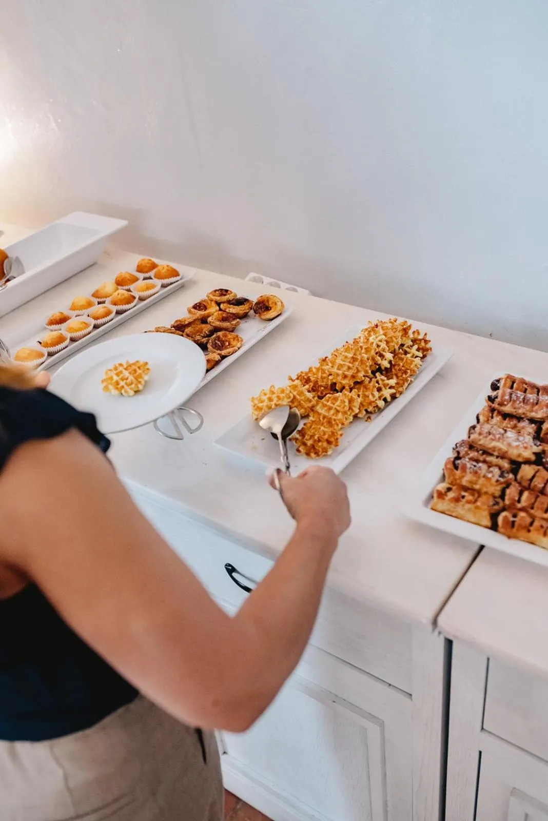 Buffet breakfast in M'AR De AR Muralhas