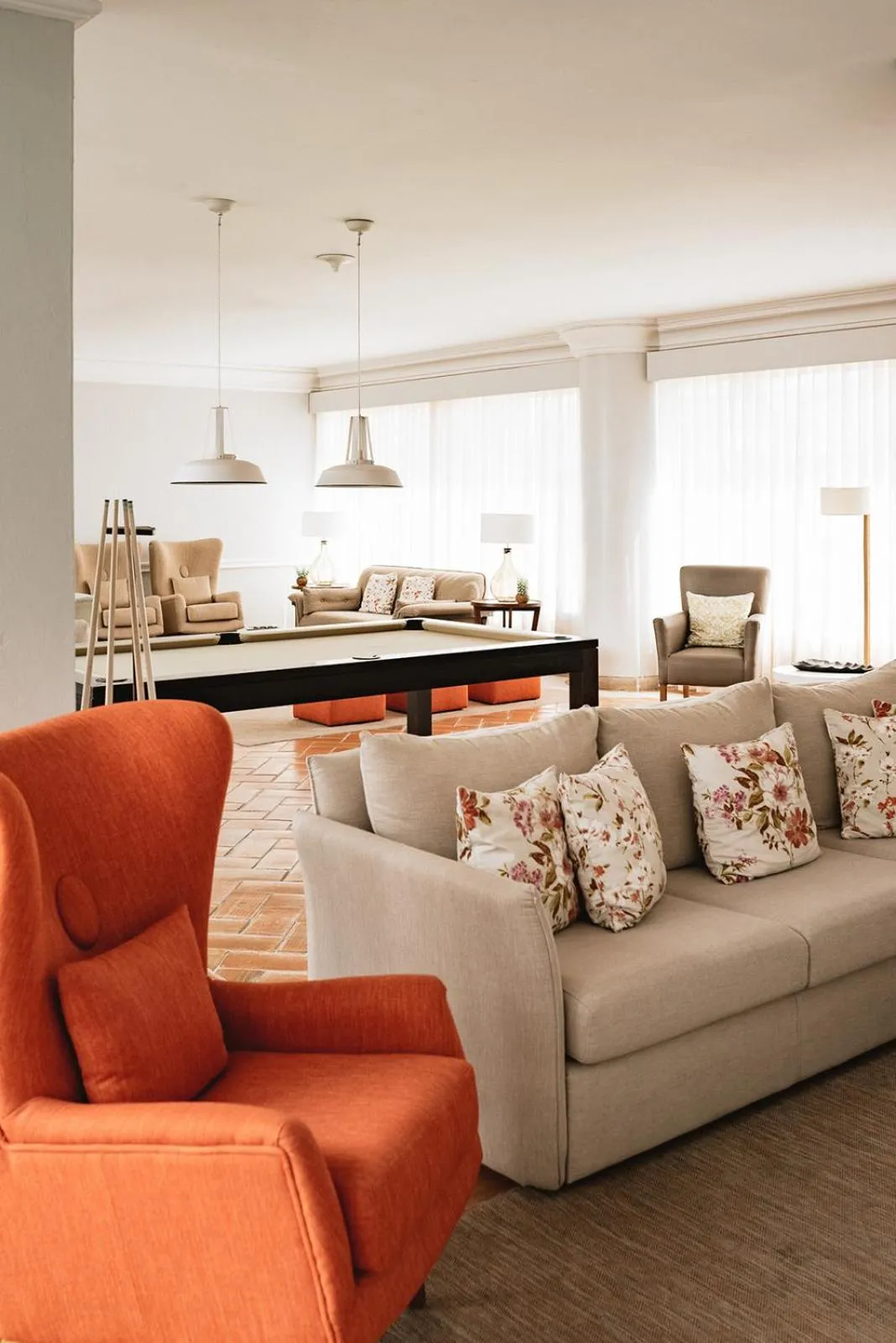 Living room in M'AR De AR Muralhas