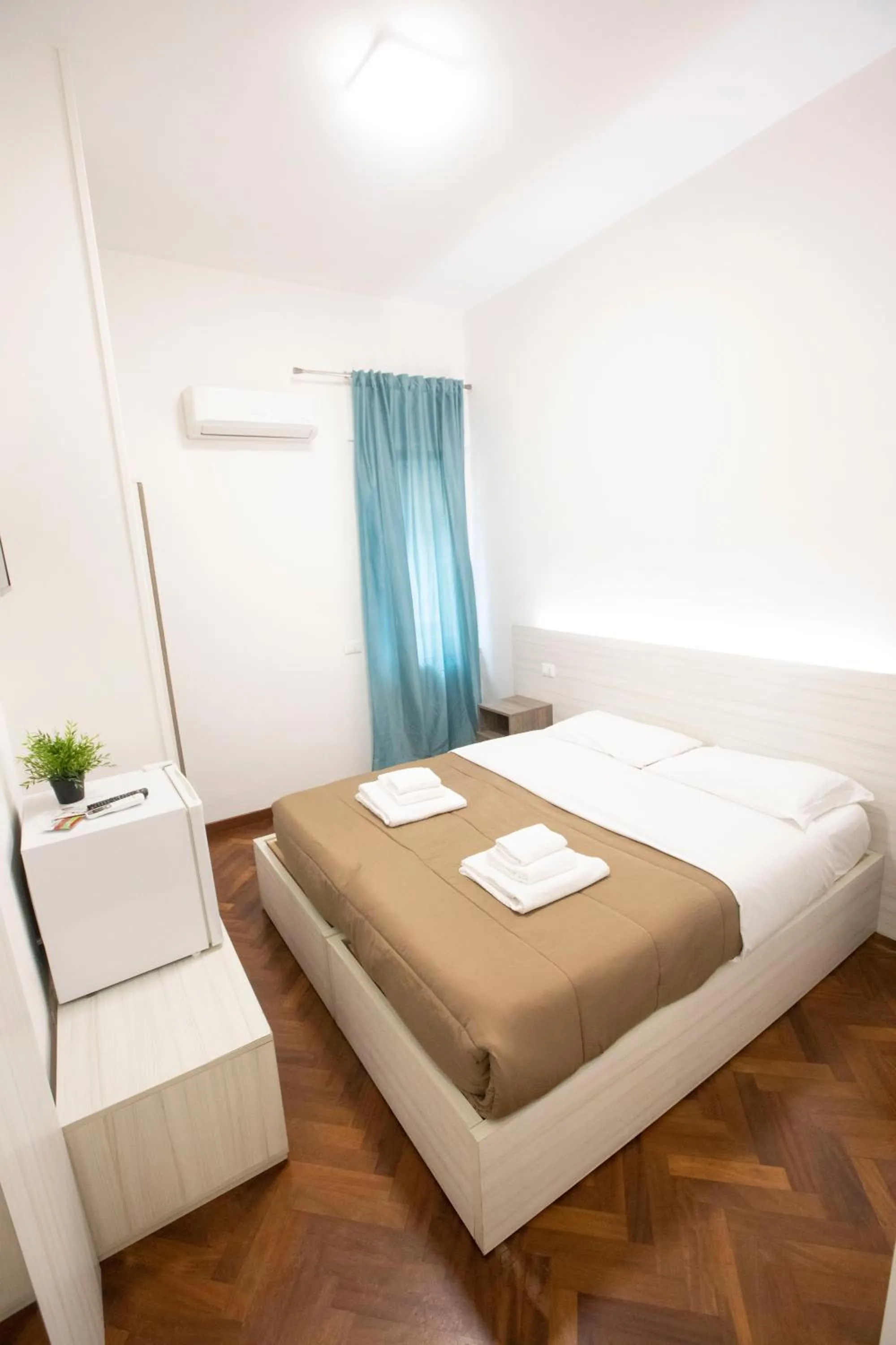 Bed in Hall inn B&B in Naples