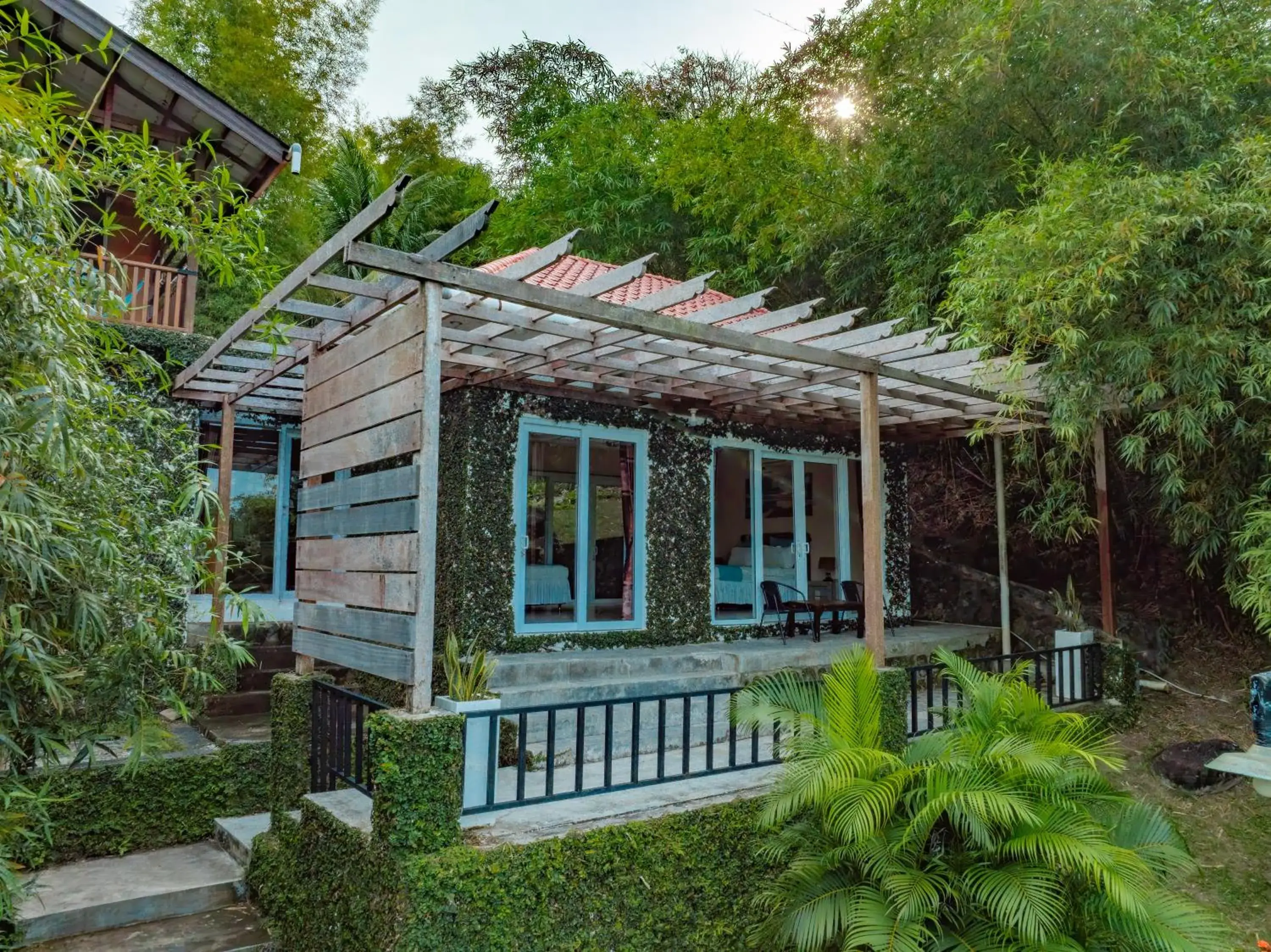 Deluxe Bungalow with Sea View in The Hawk's Nest Resort Deluxe Bungalow with Sea View in The Hawk's Nest Resort