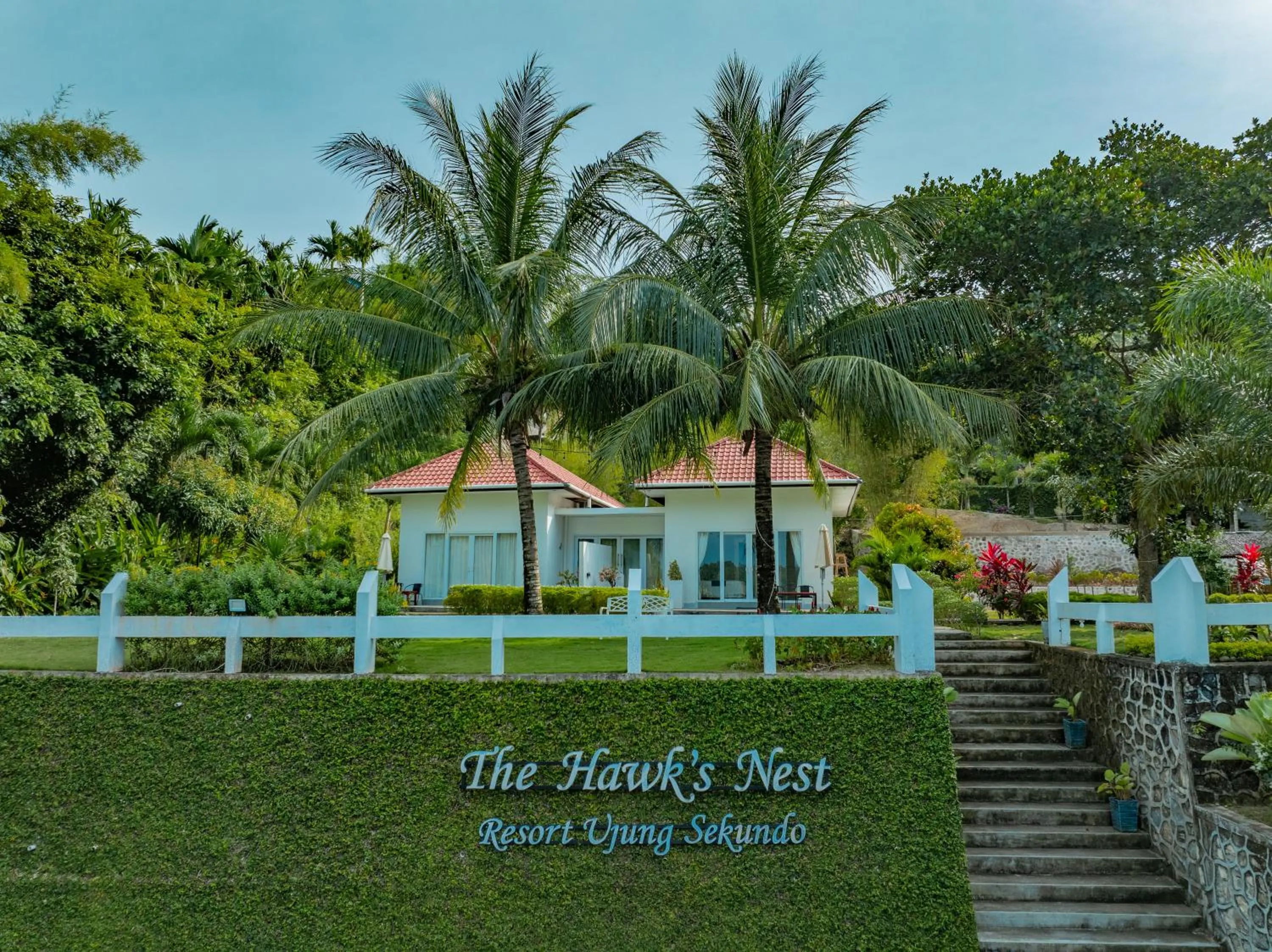 Garden view in The Hawk's Nest Resort