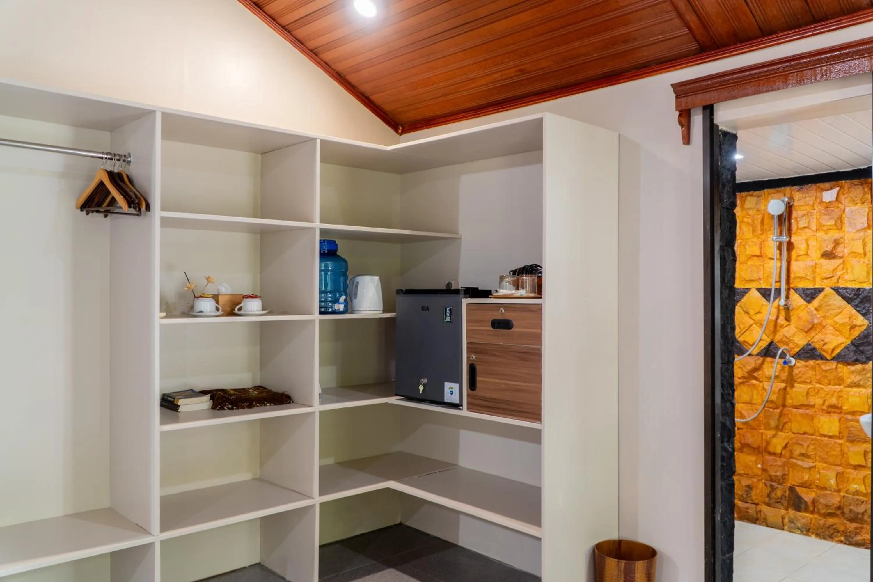 Coffee/tea facilities in The Hawk's Nest Resort