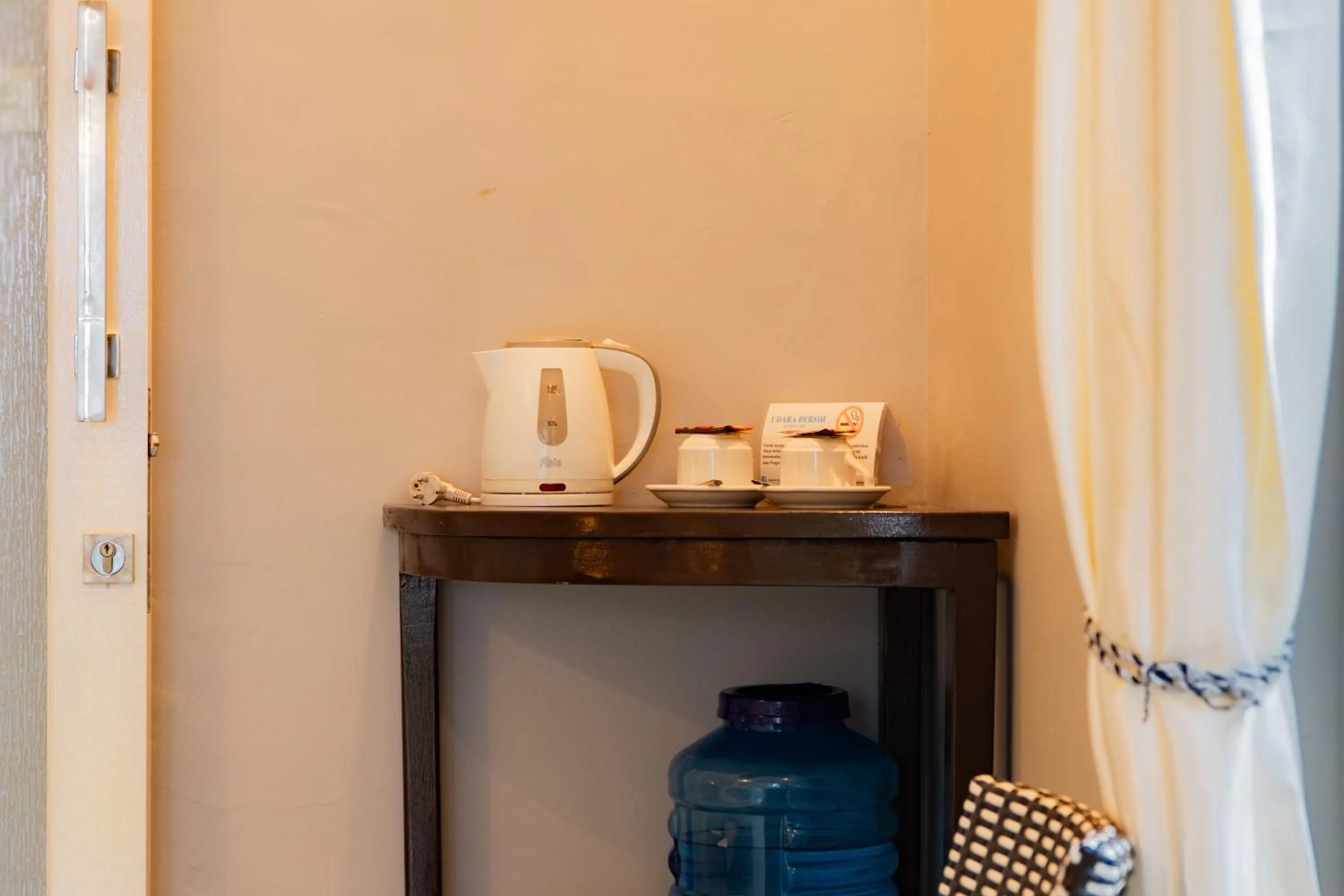 Coffee/tea facilities in The Hawk's Nest Resort