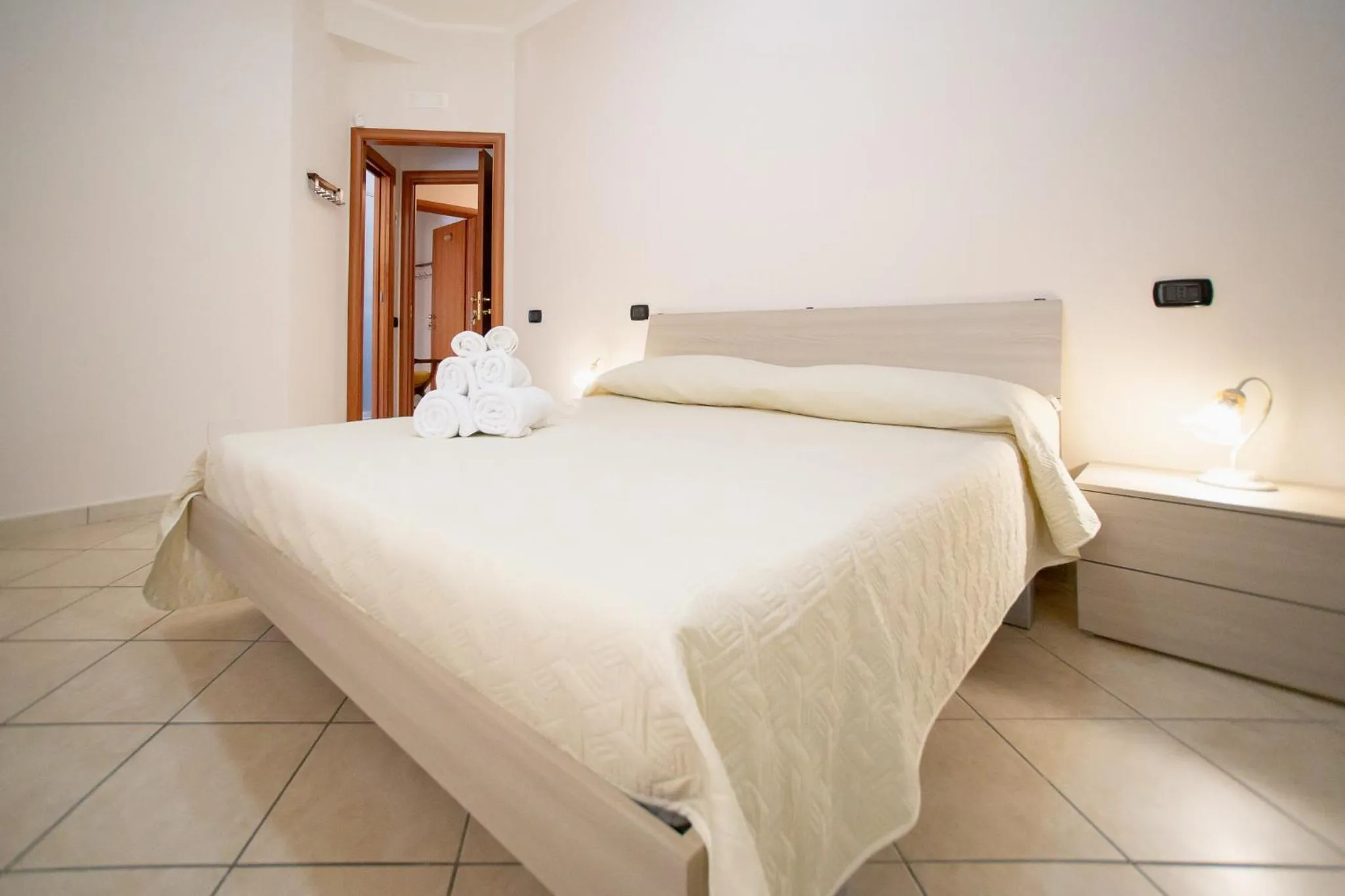 Bedroom, Bed in B&B NONNO MICHELE, CON cucina condivisa