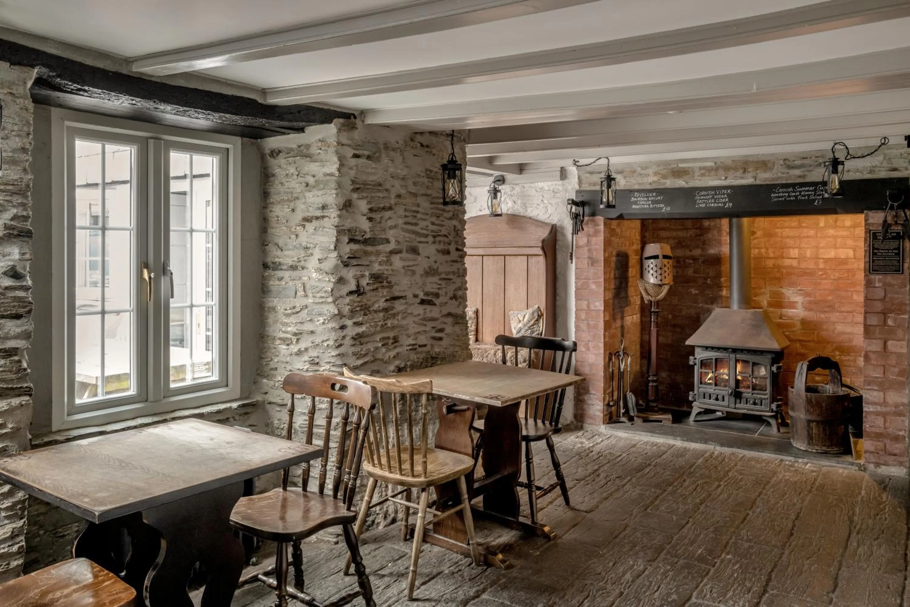Lounge or bar in The Olde Malthouse Inn