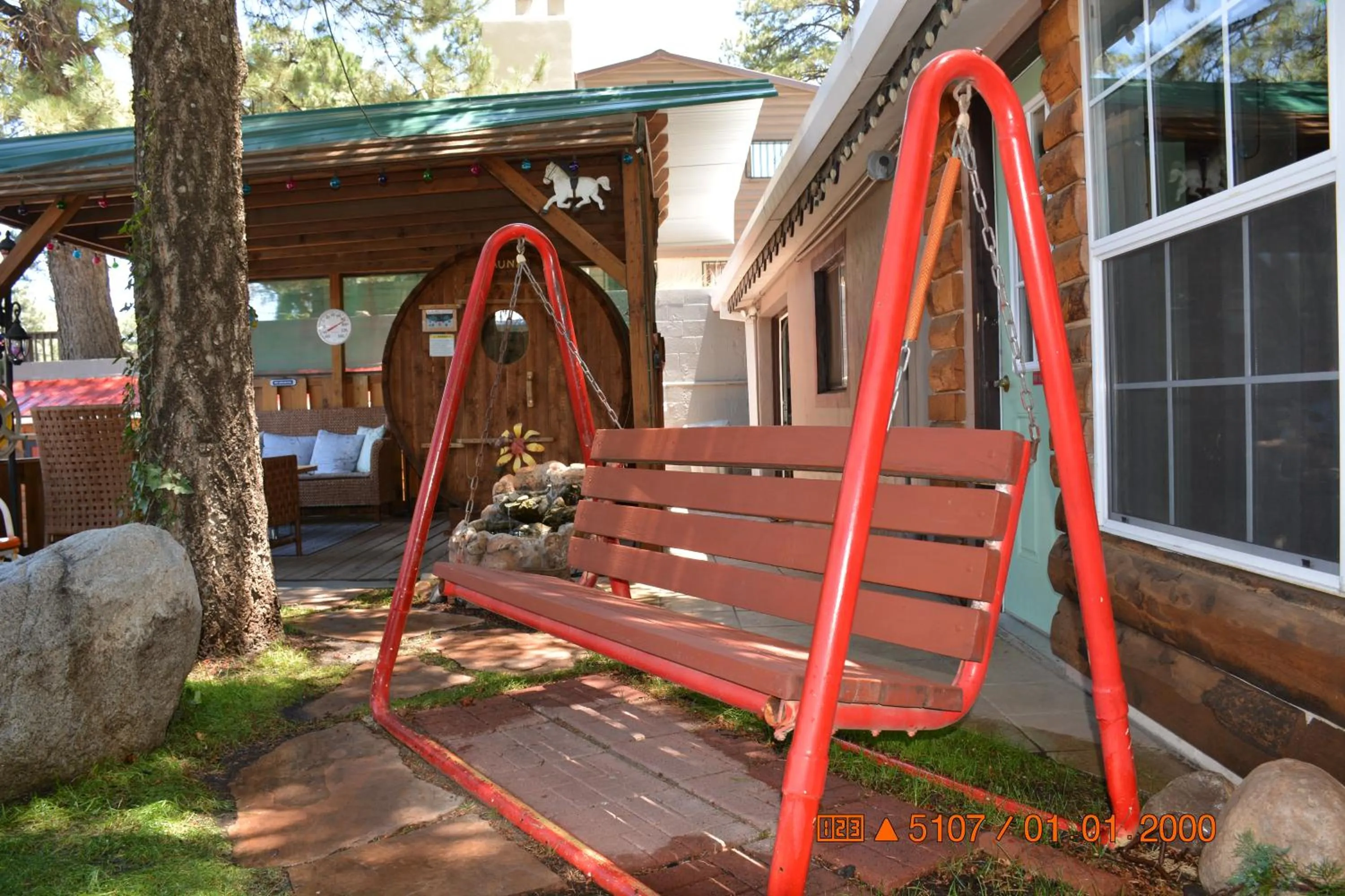 Garden in Sitzmark Chalet Inn