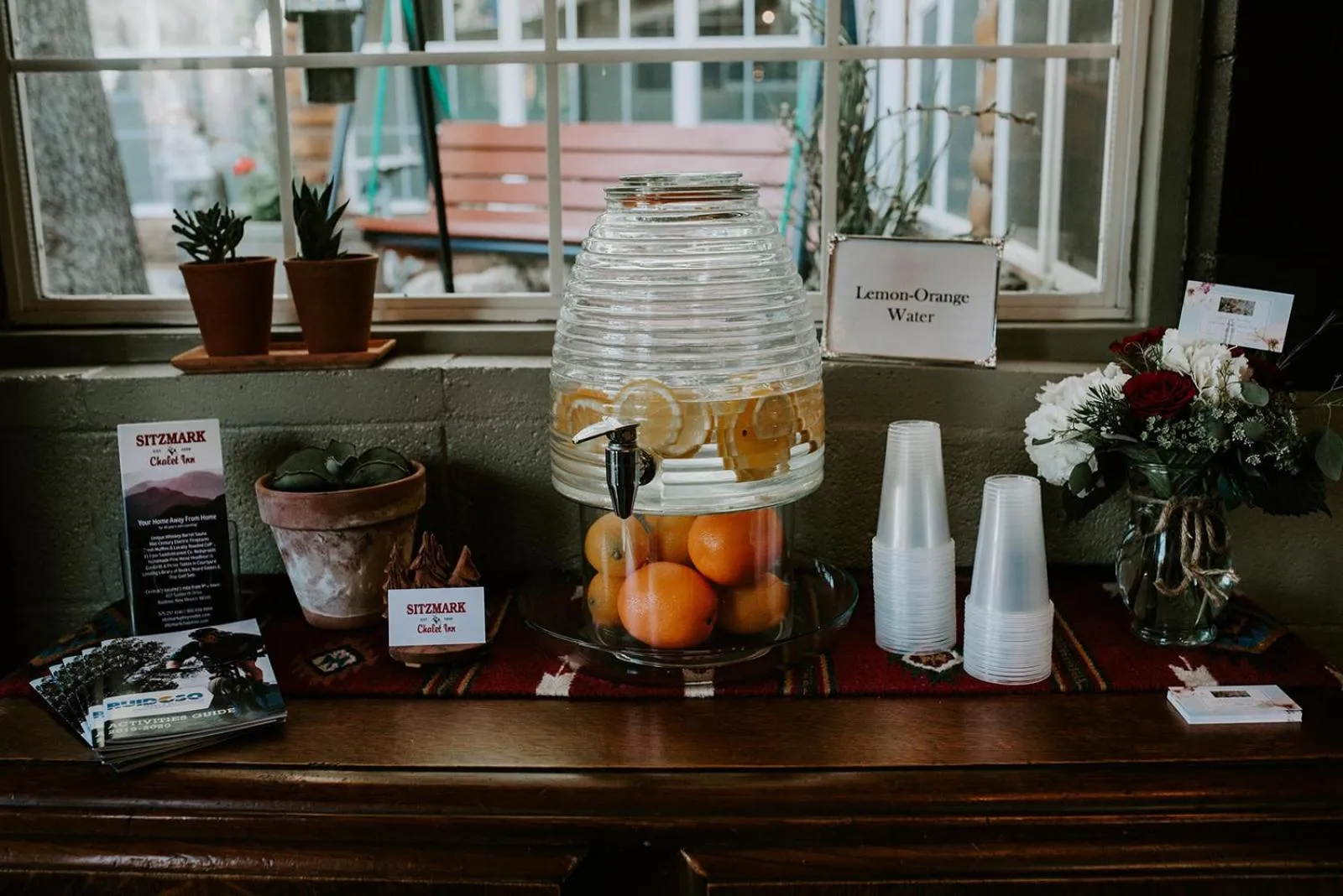Facade/entrance in Sitzmark Chalet Inn
