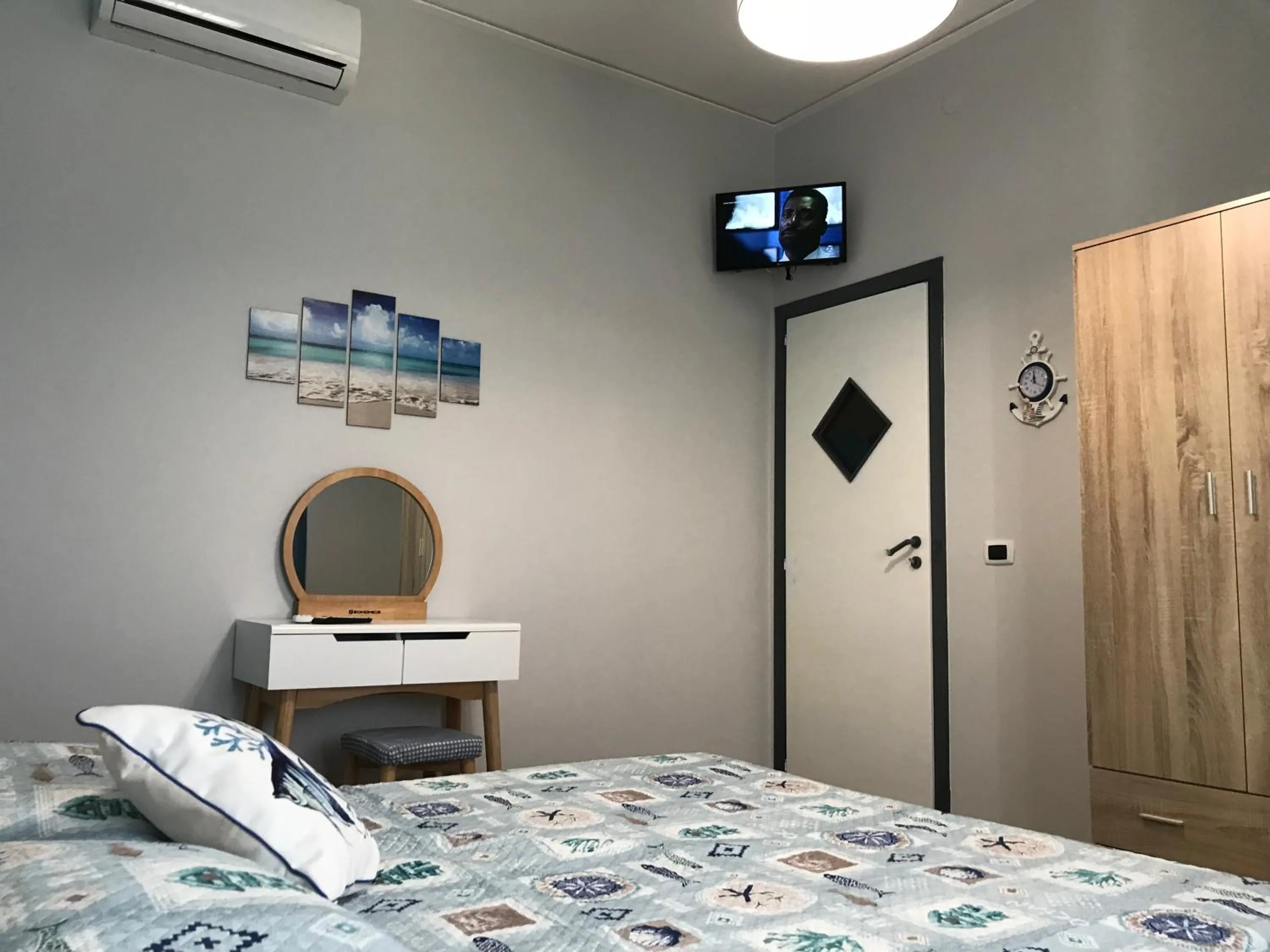 Shower, Bed in Castello di Sabbia